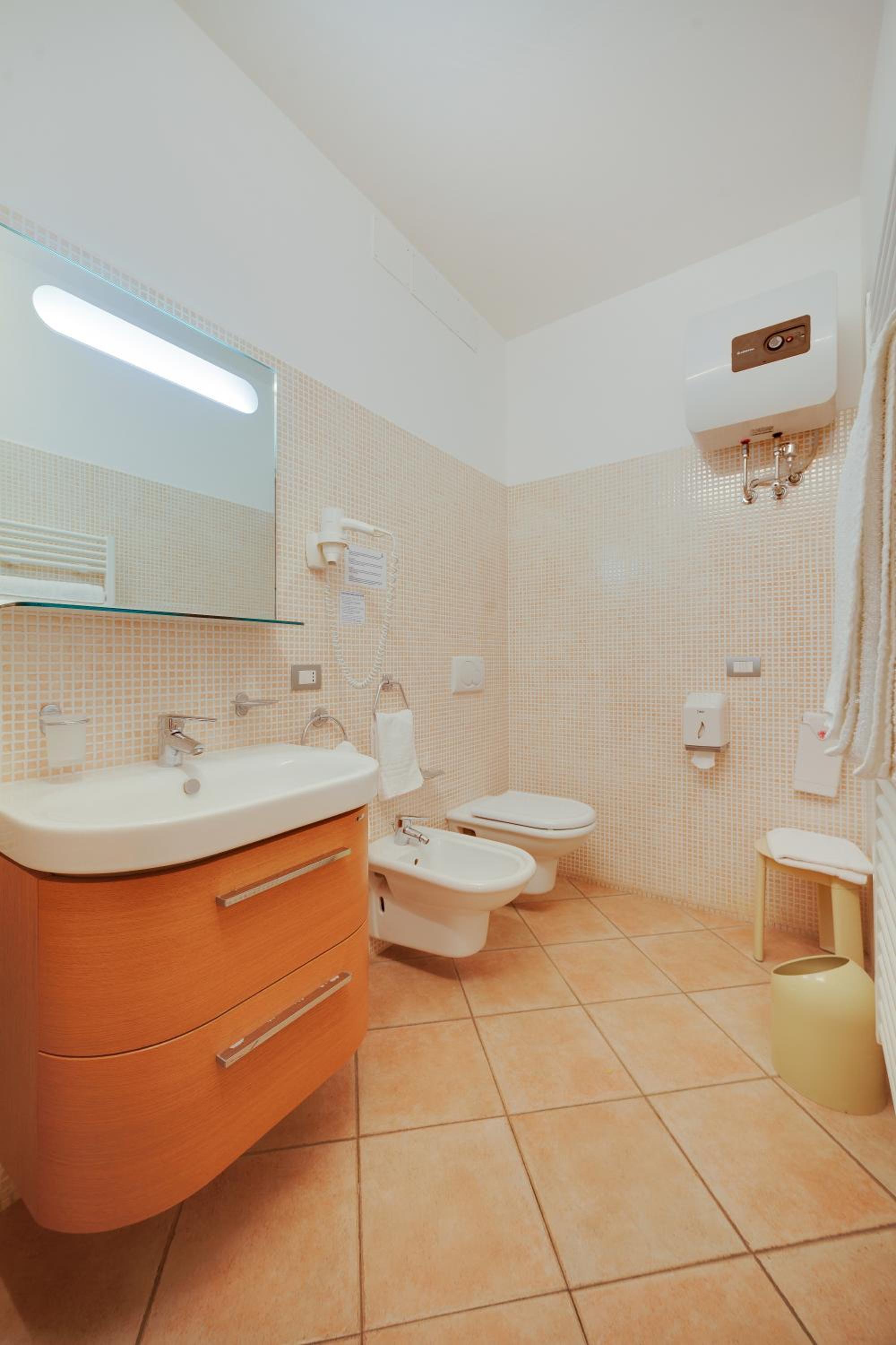 Large One-Bedroom Apartment