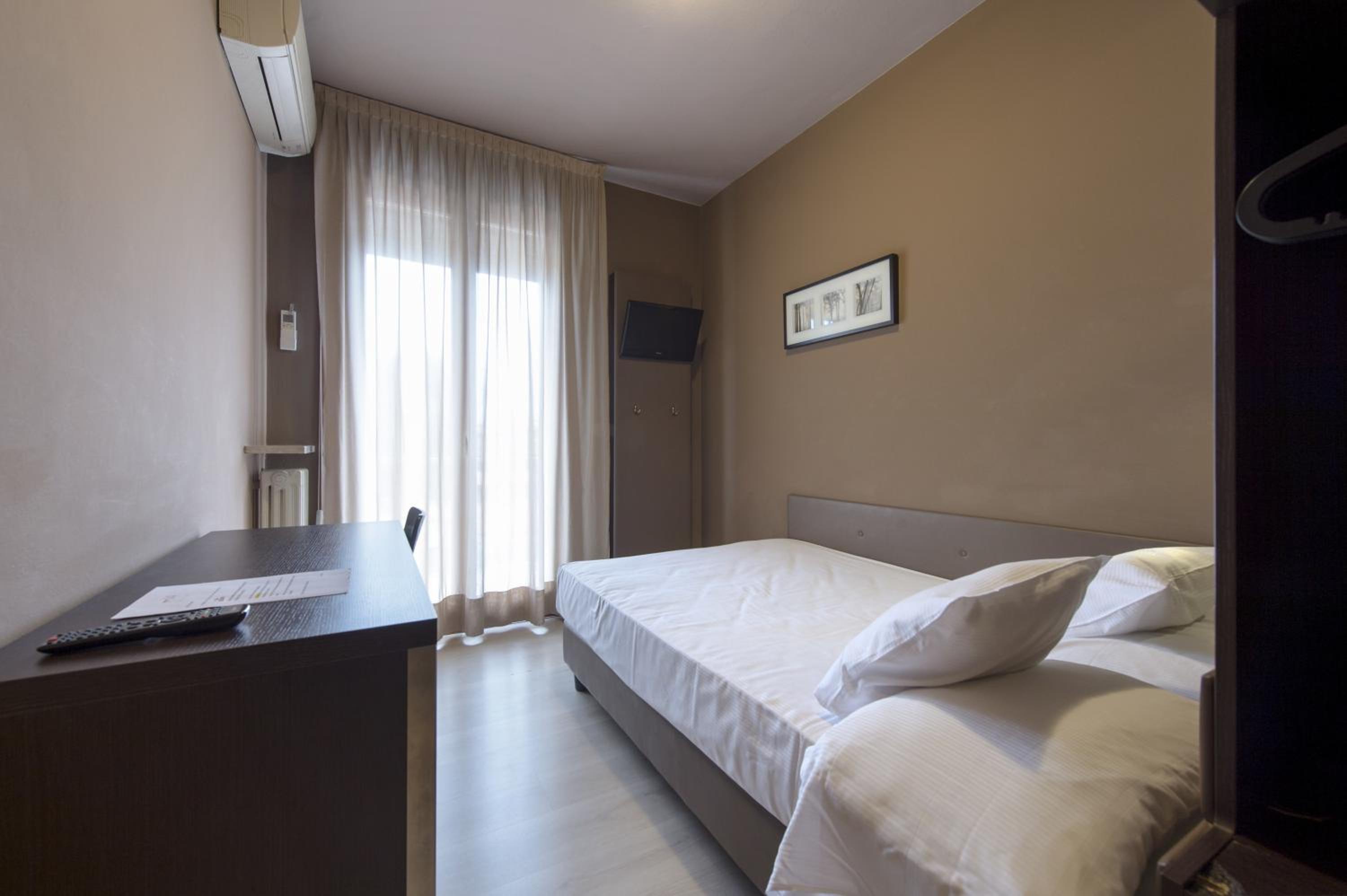 Basic Double Room With Balcony