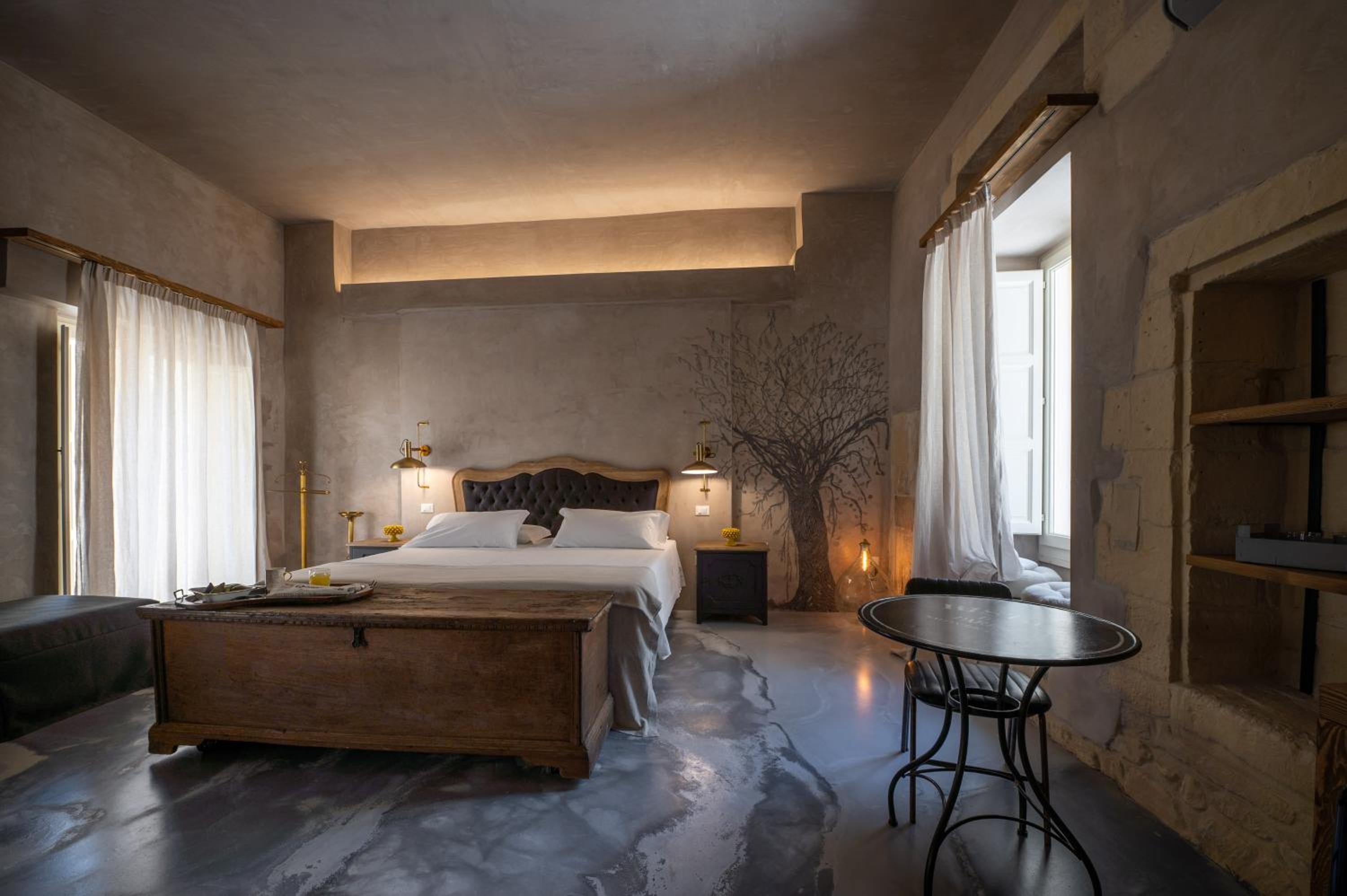 Junior Suite with Balcony