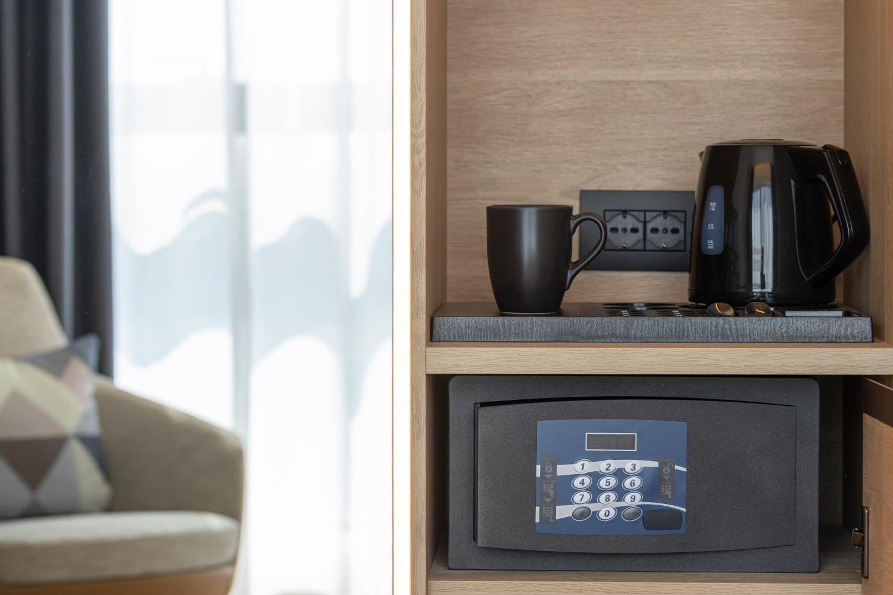 Deluxe King Room - High Floor