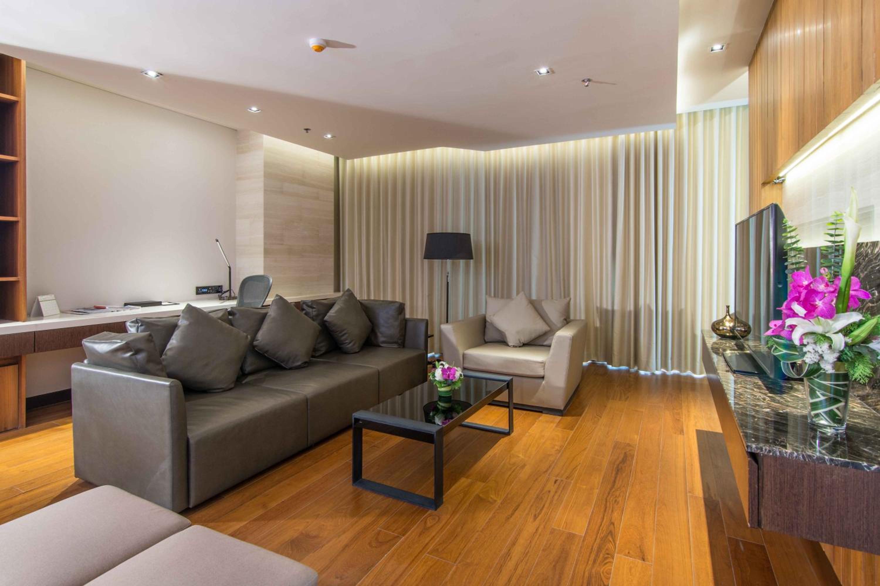 One-Bedroom Apartment