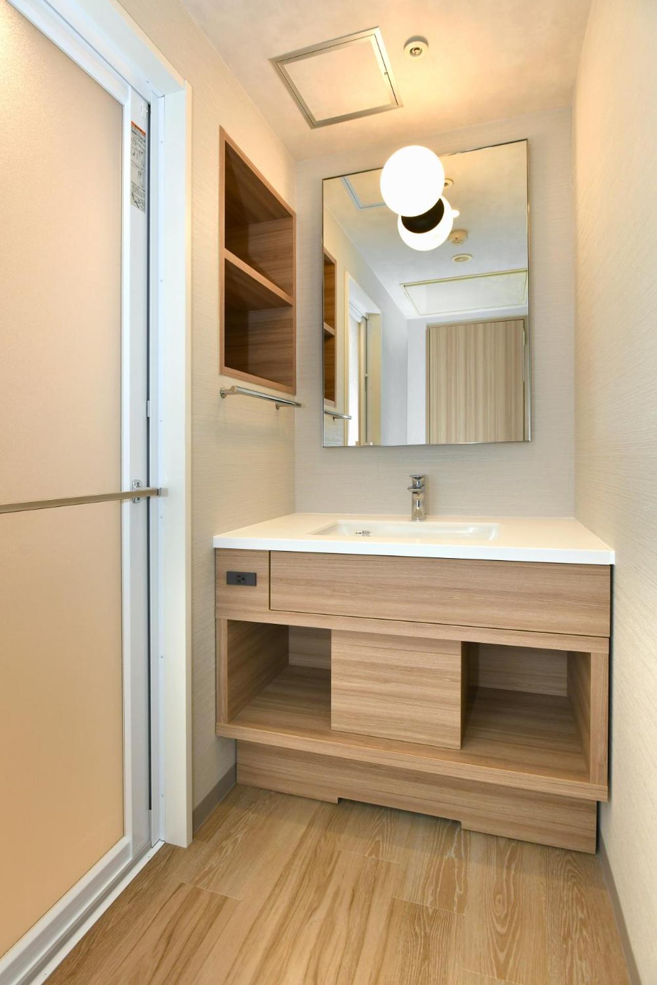 Twin Room - Non-Smoking