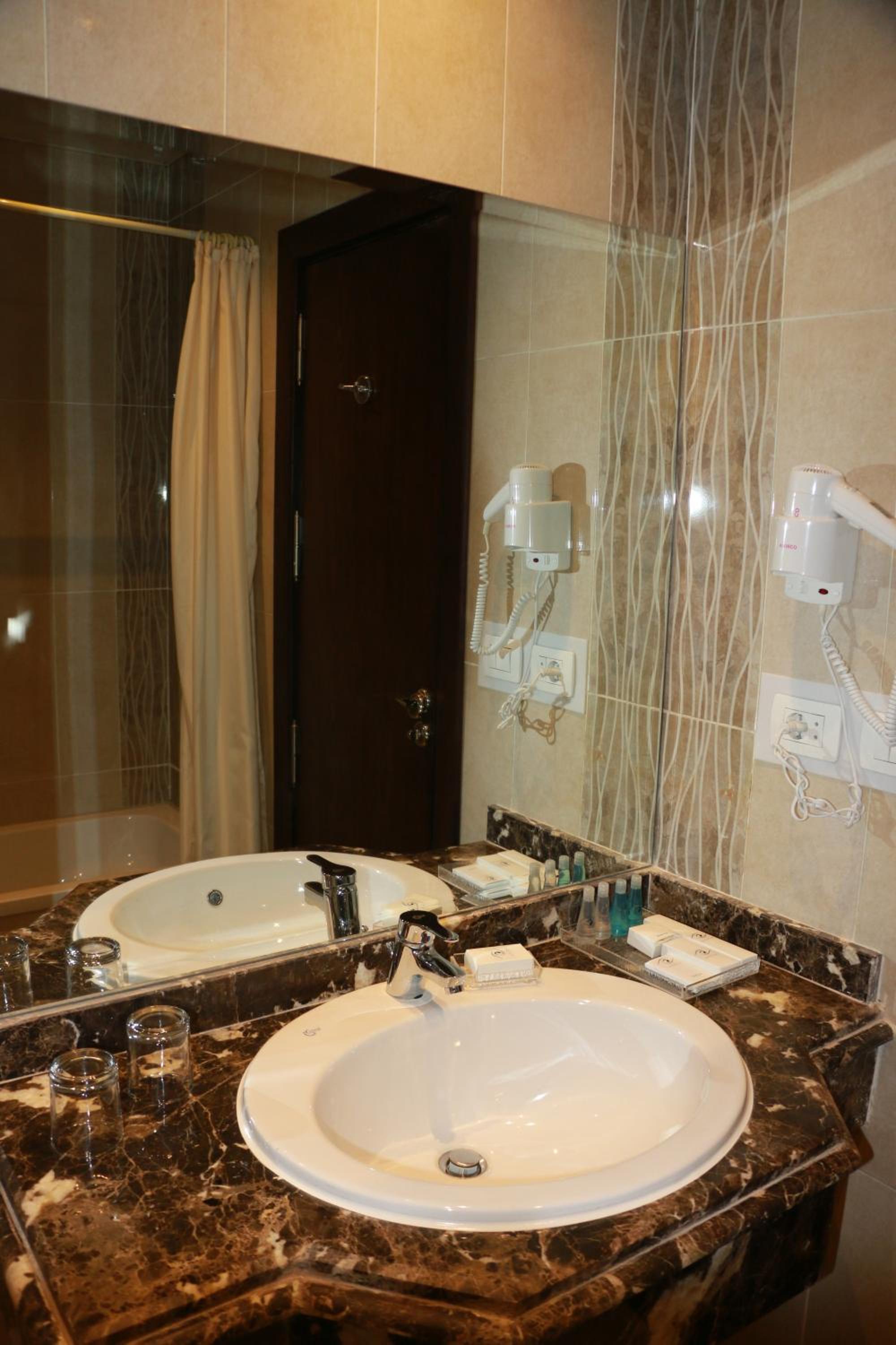 Deluxe Double or Twin Room with Balcony