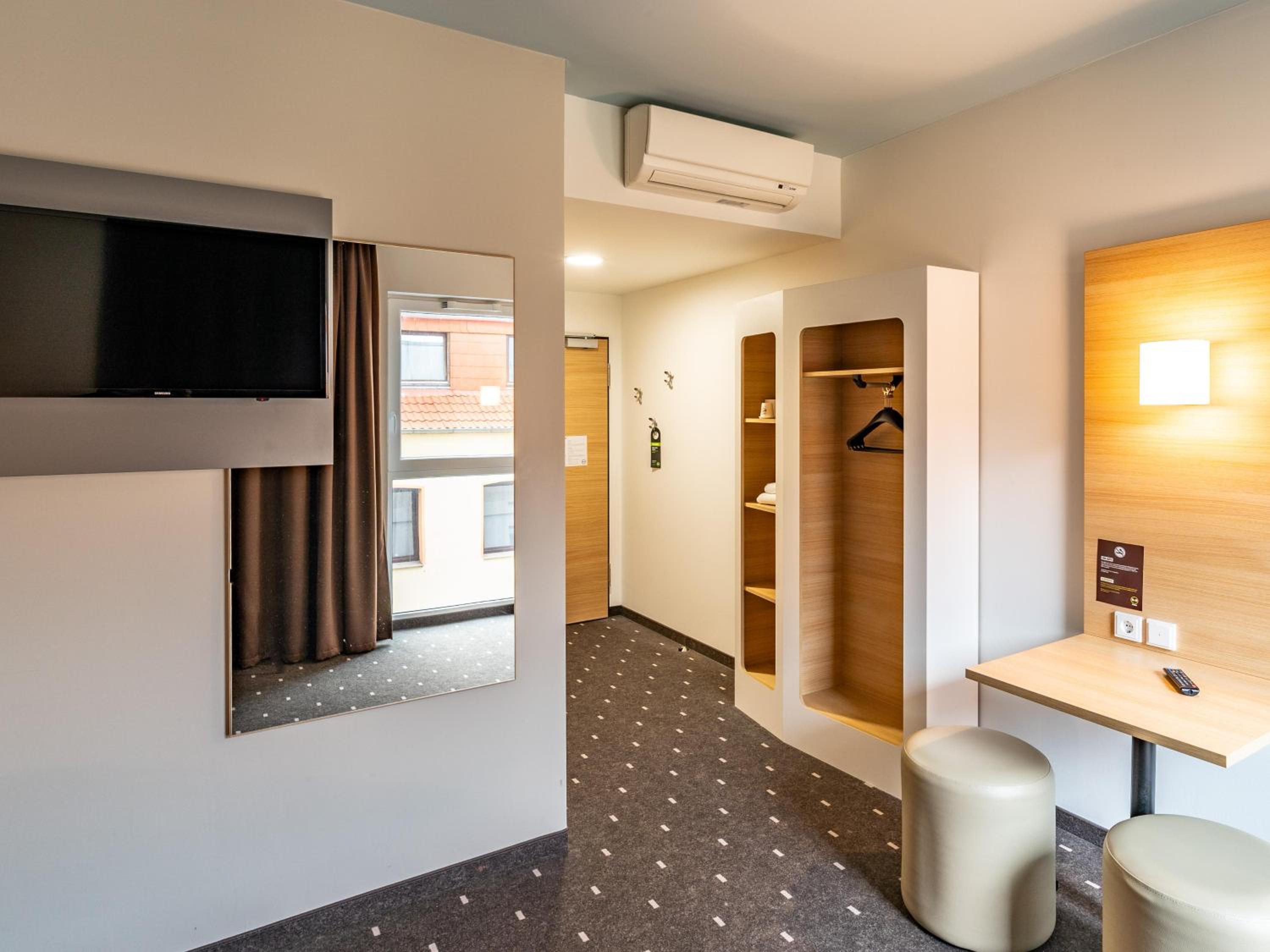 Single Room