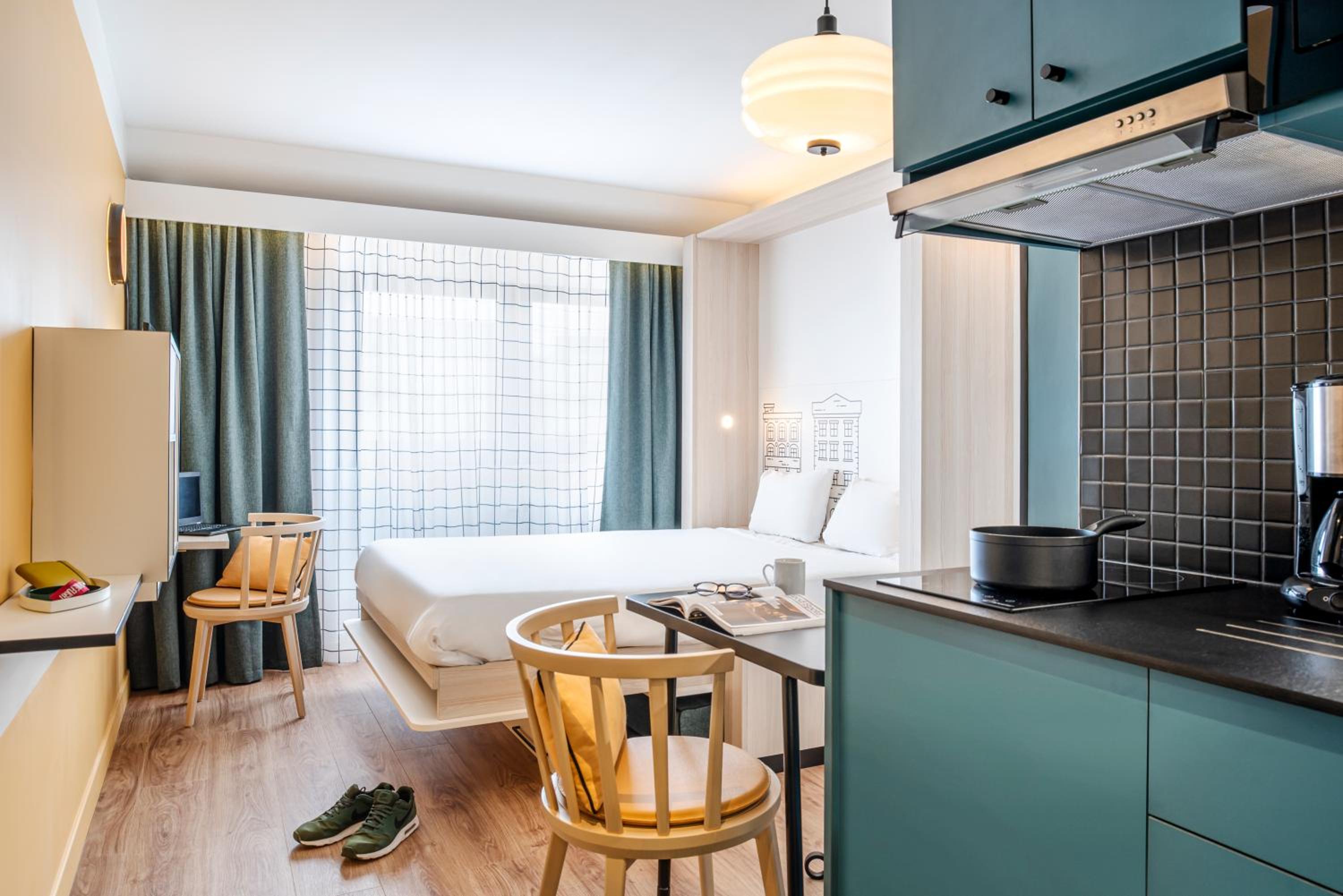Studio (2 Adults)