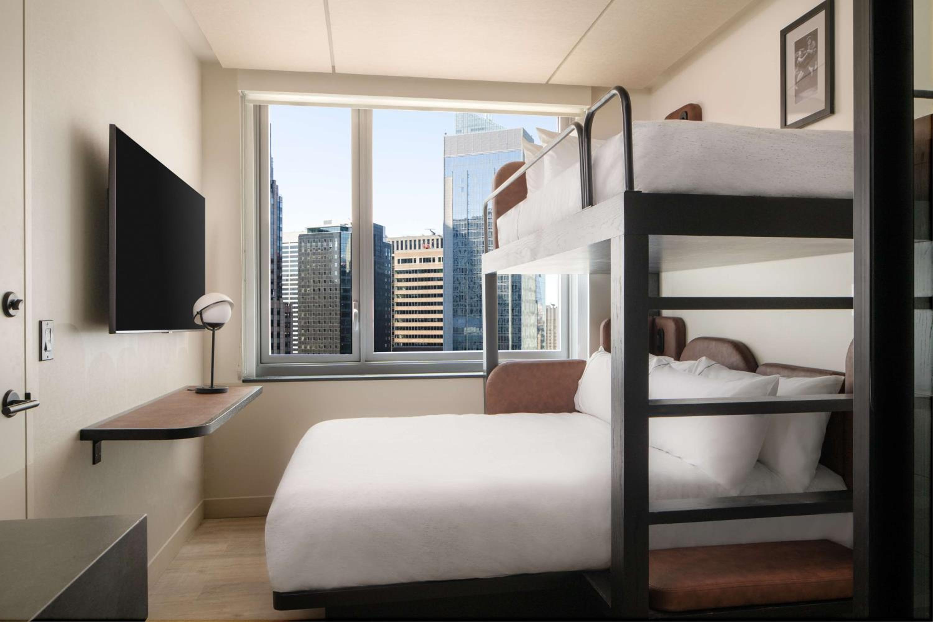 Family Room with City View 