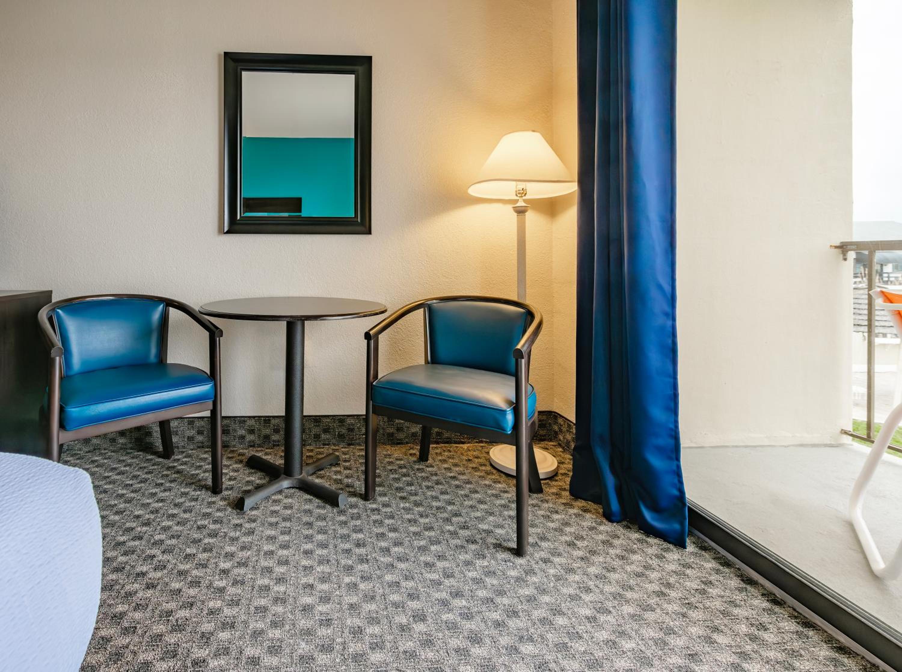 Bay View King Room - ADA