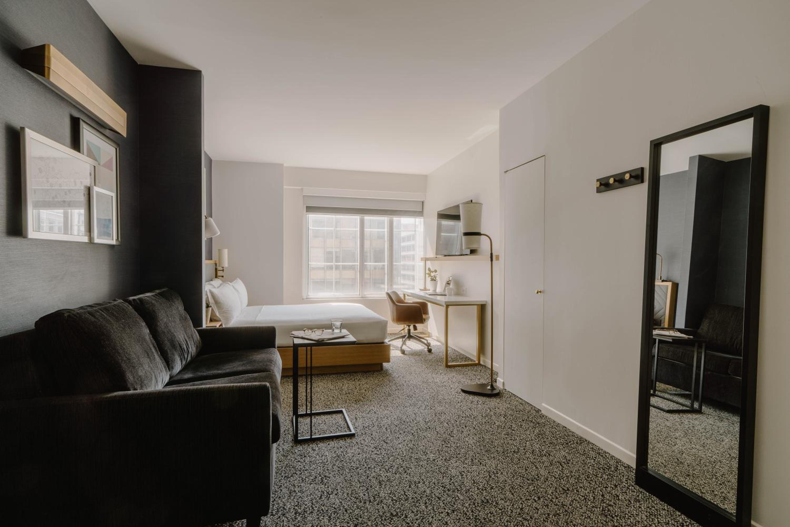 Superior Queen Room