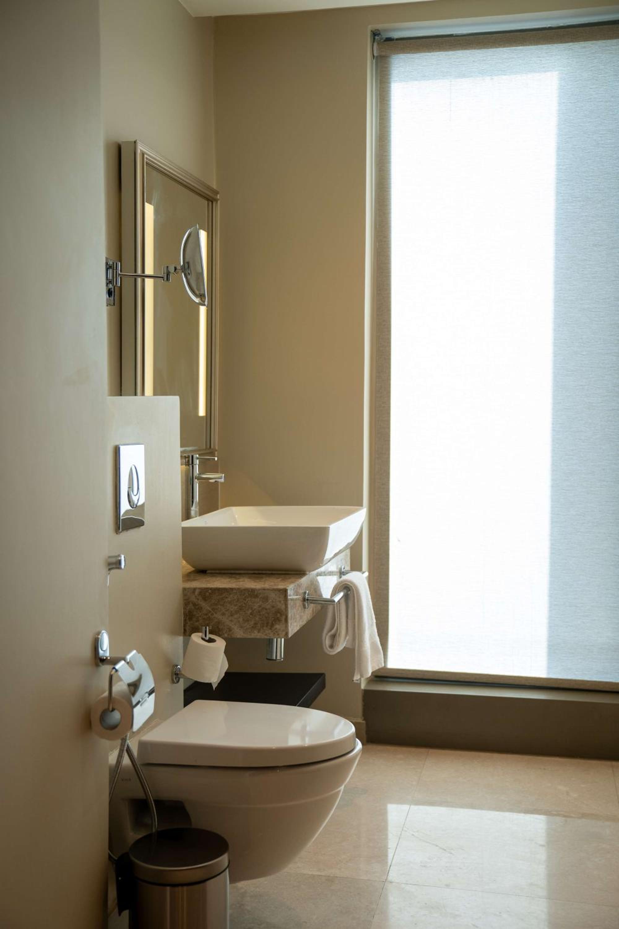 Two-Bedroom Suite with One King and Two Twin Beds