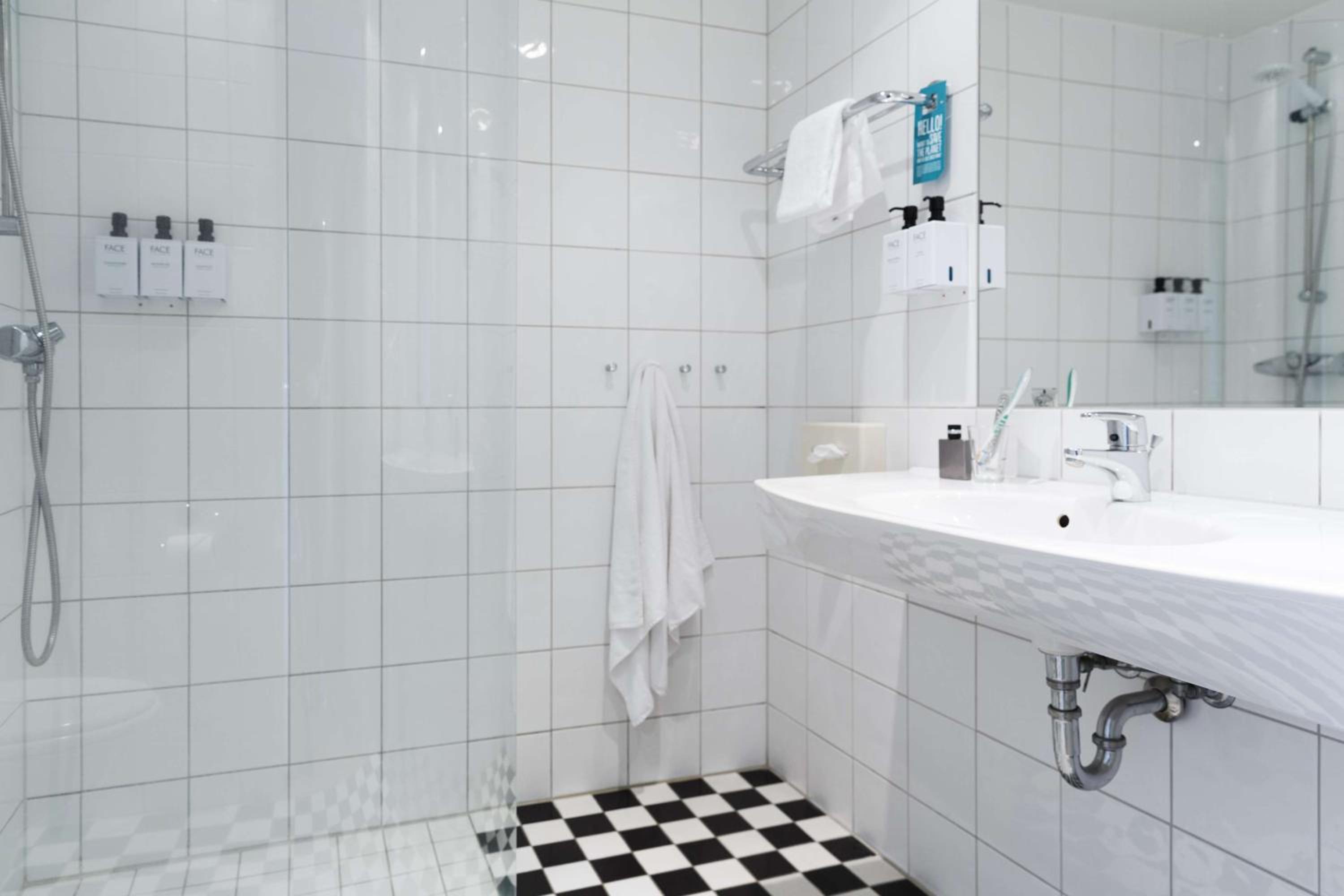 Standard Family Room