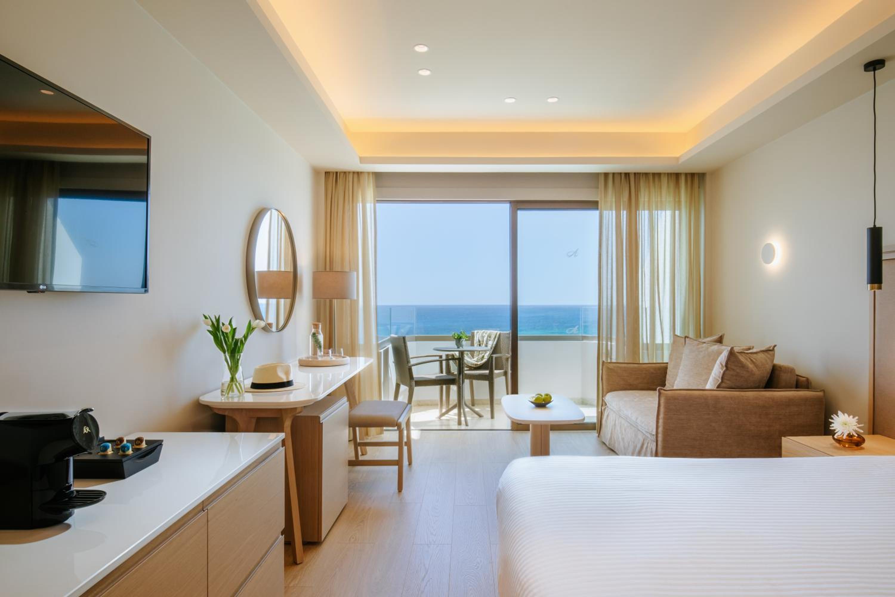 Double or Twin Room with Sea View