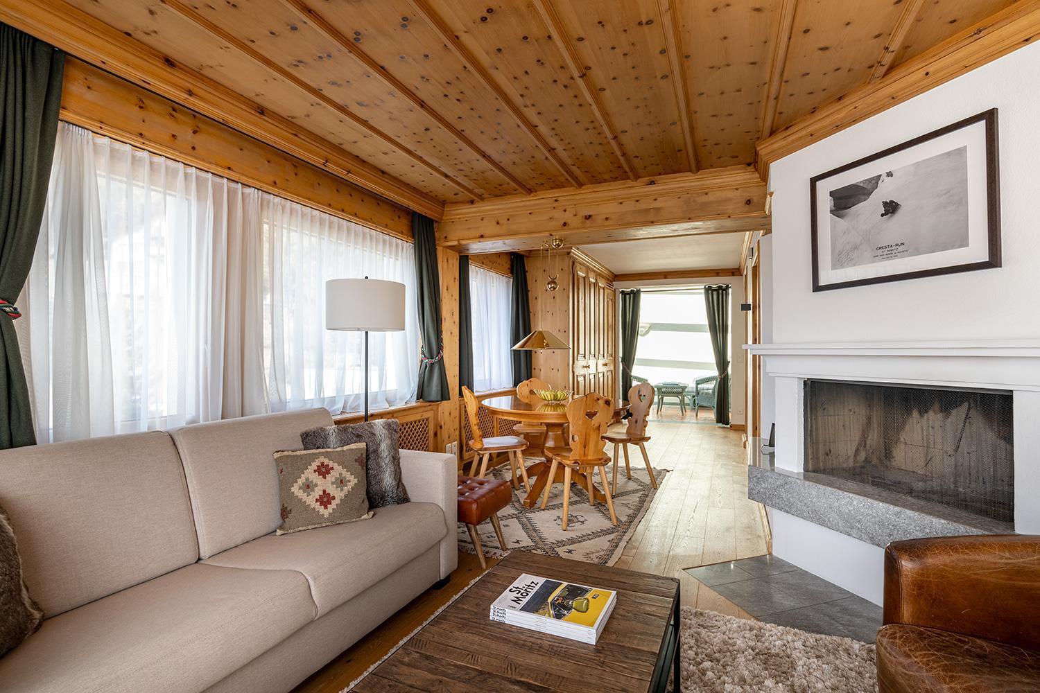 Suite with Mountain View