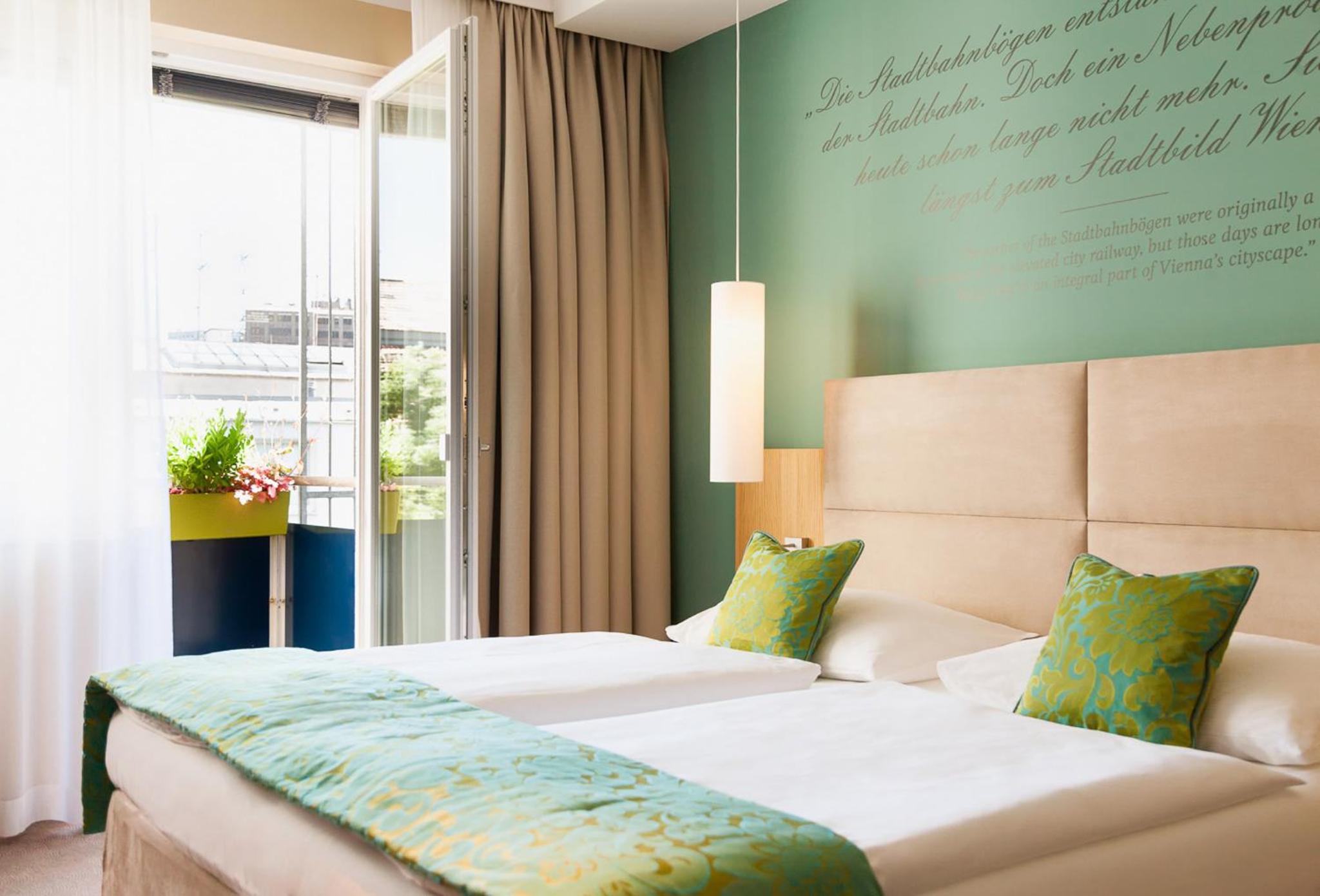 Deluxe Double Room with Balcony and Courtyard View