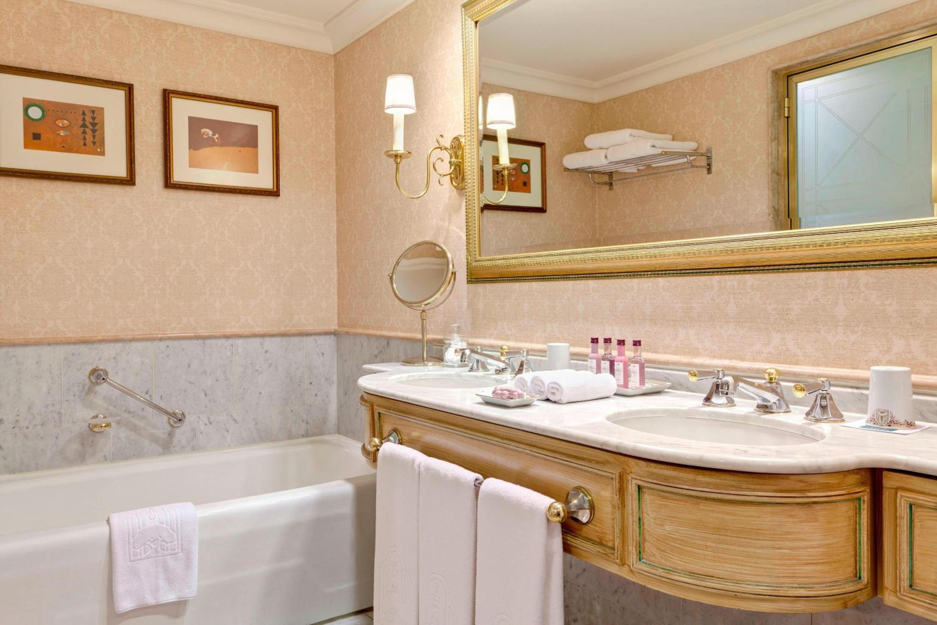 Deluxe, Guest room, 2 Twin/Single Bed(s)