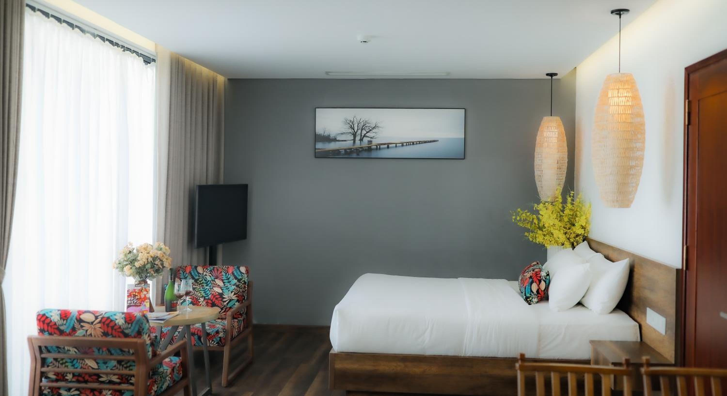 Apartment with Garden View