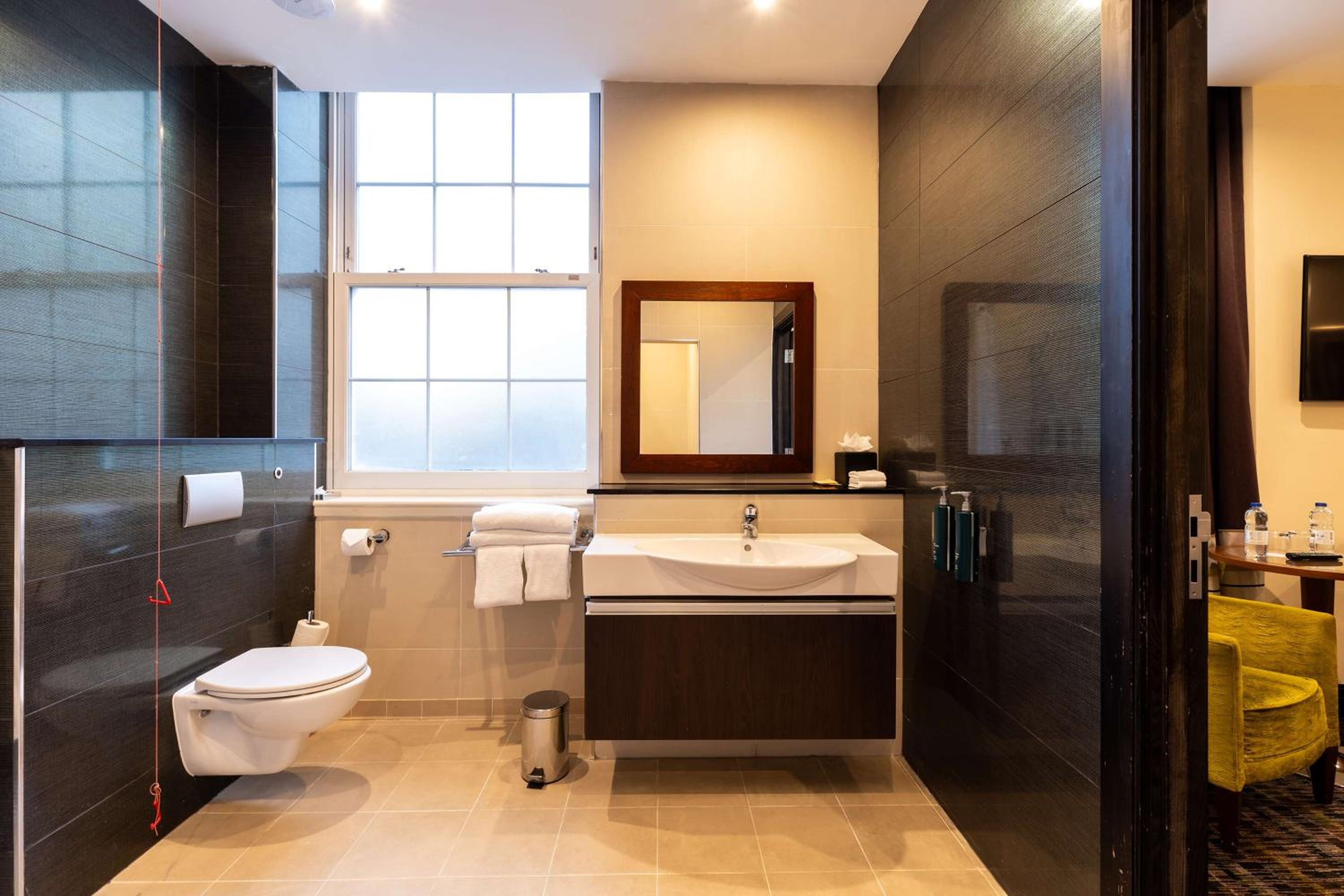 Twin Room - Mobility Access