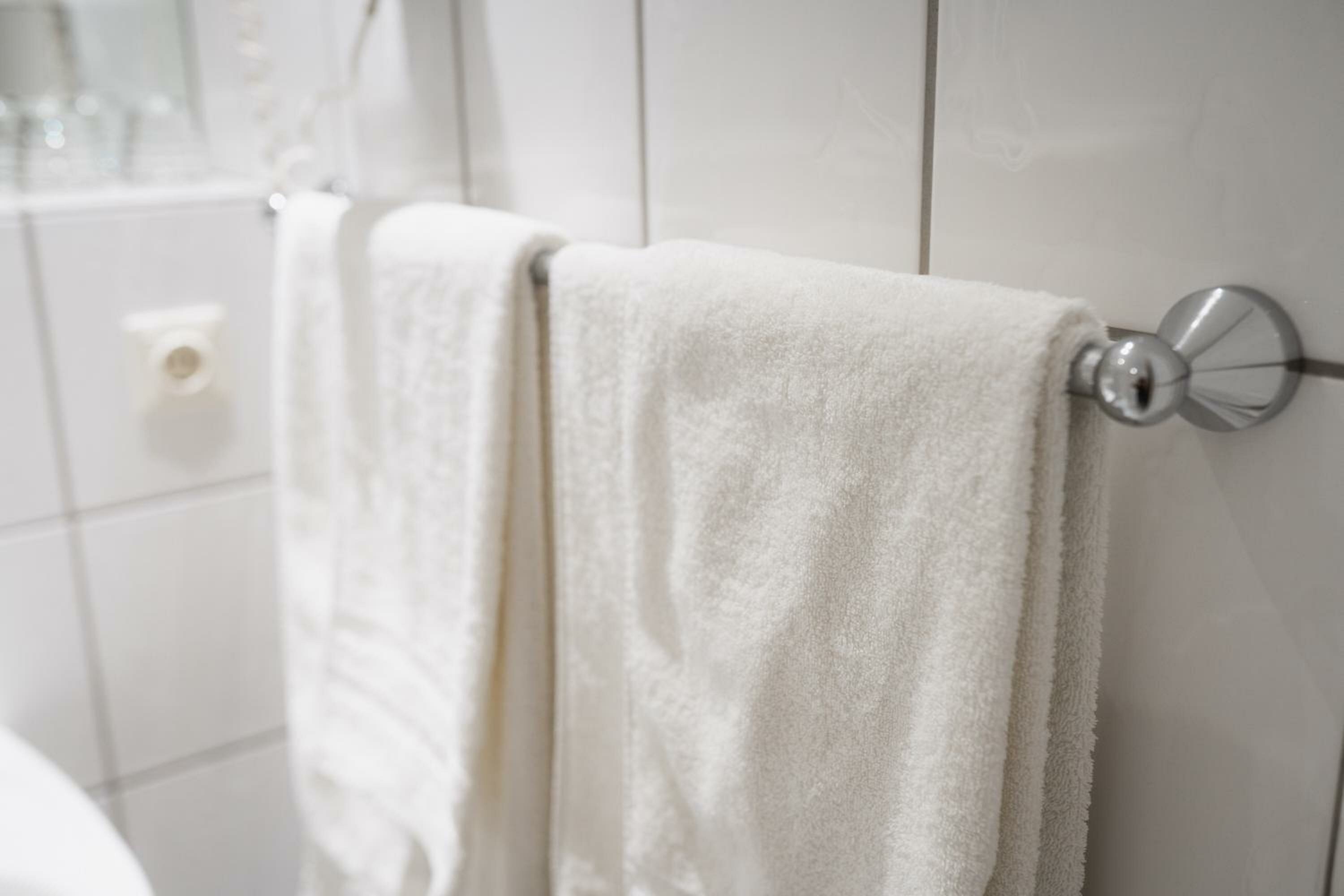 Double or Twin Room with Bathroom