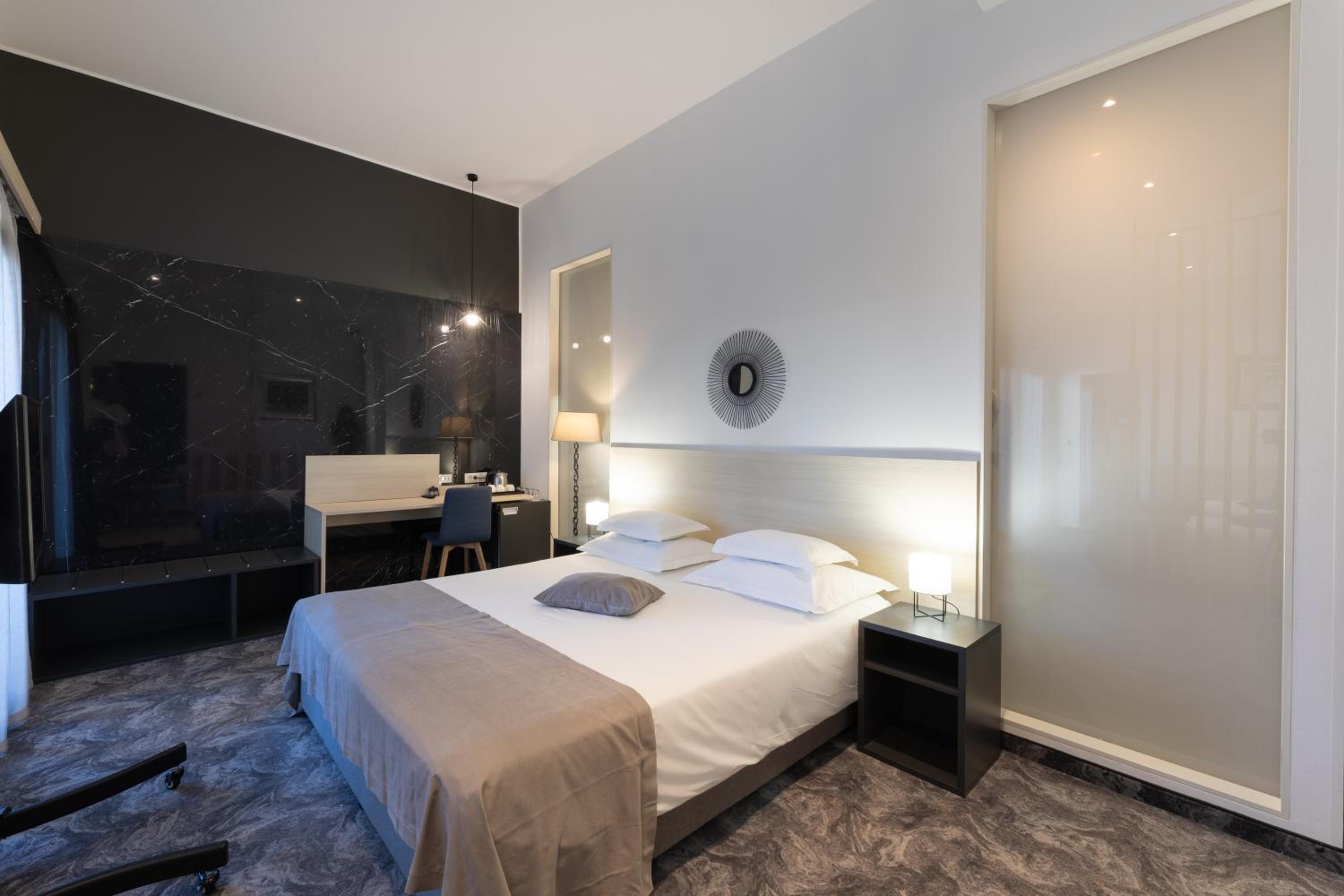 Junior Cesar Suite with Balcony