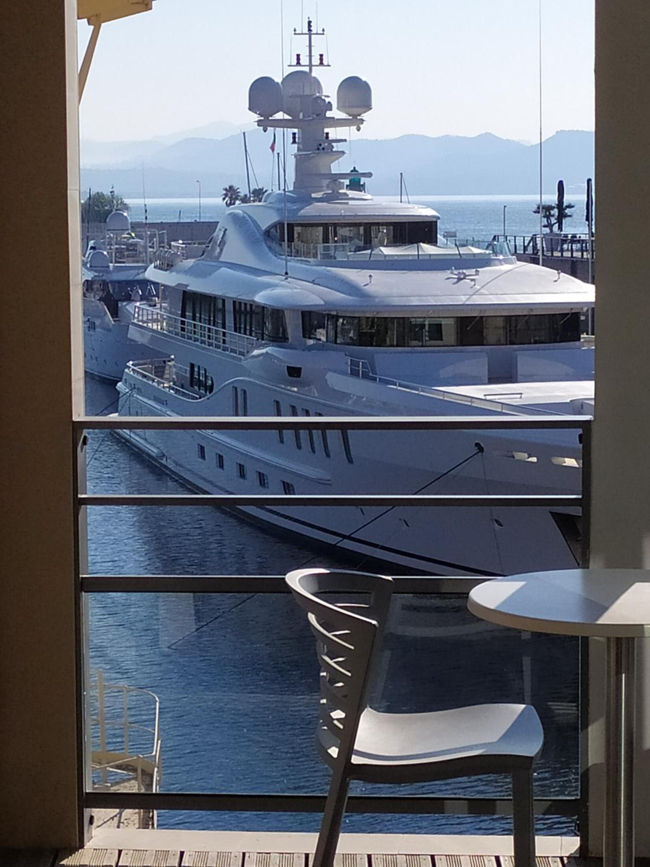 Queen Room with Sea View