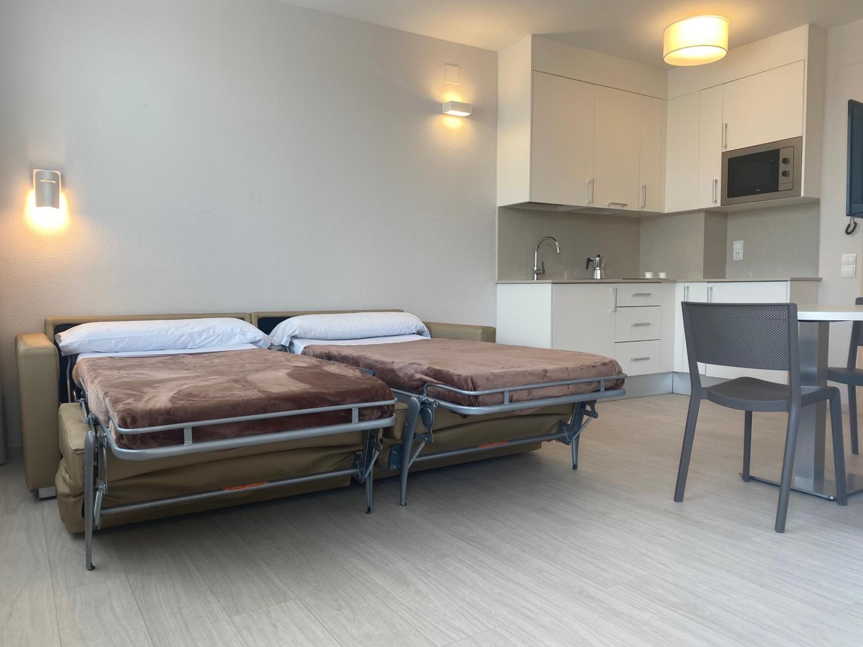 Superior Apartment sea side view