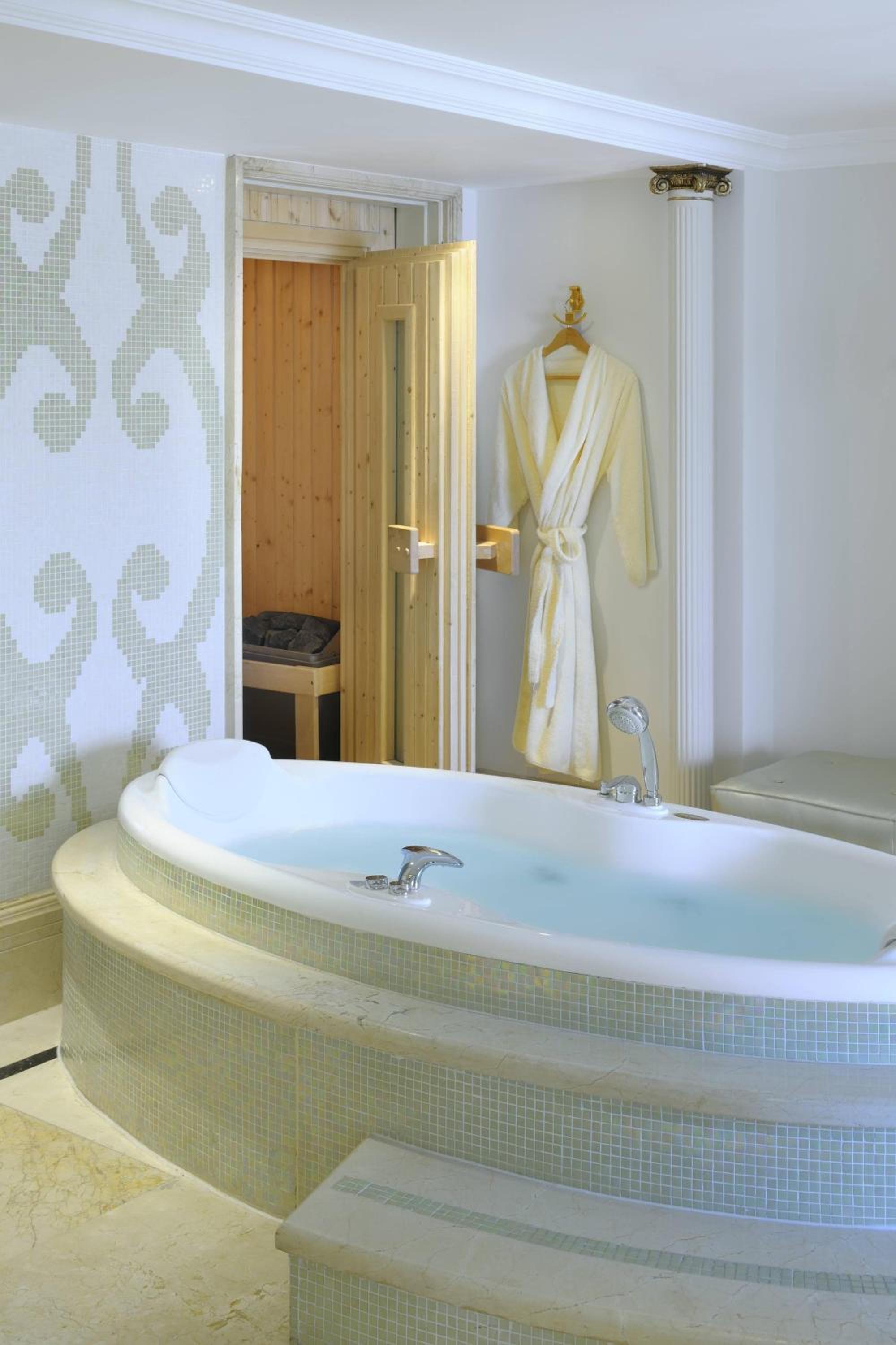 Executive King Suite