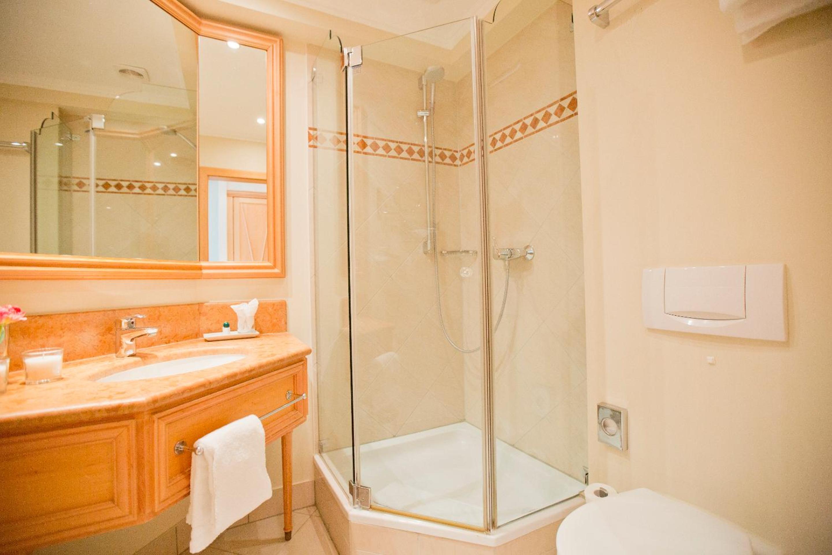 Standard Single Room