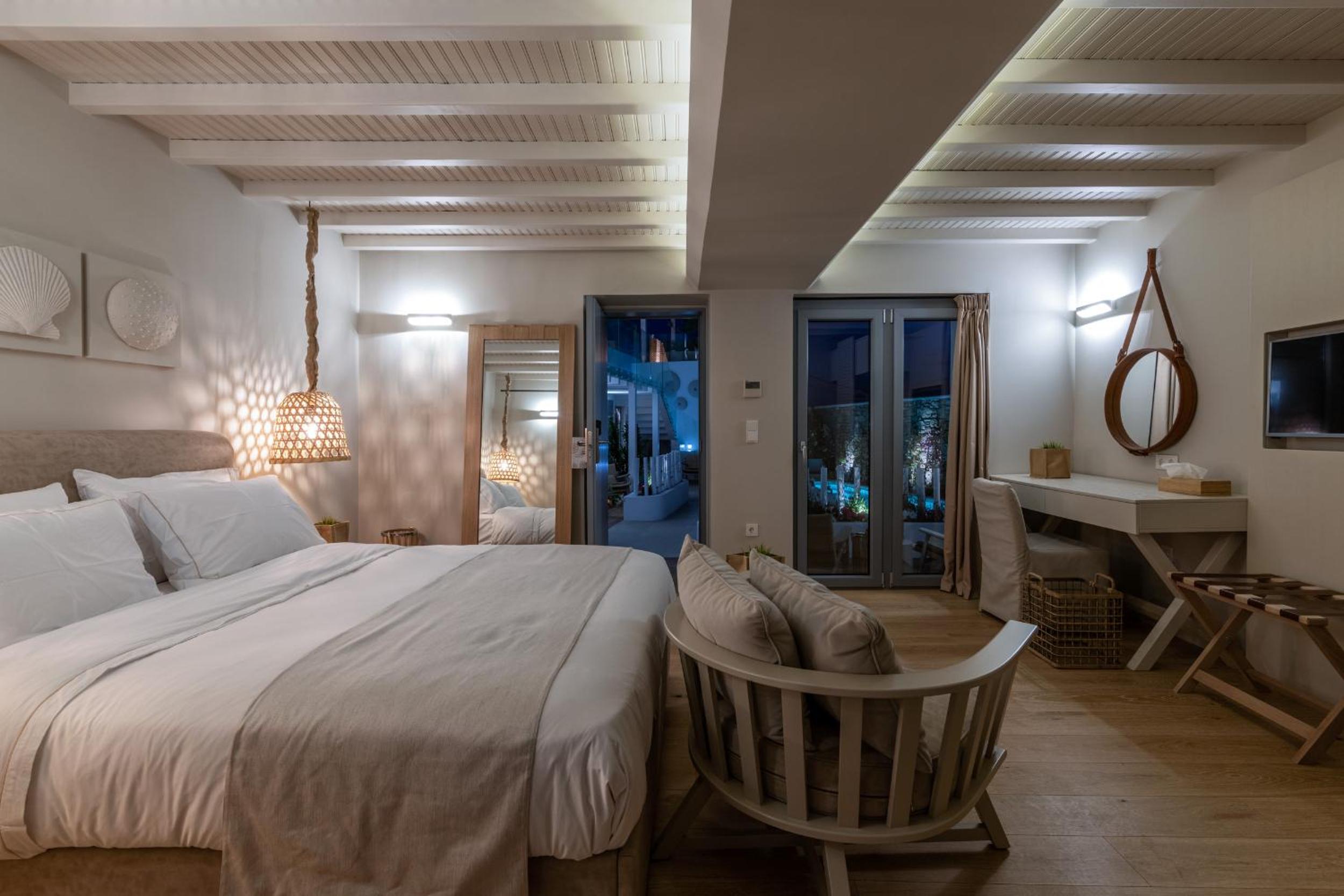 Superior Suite with Garden View