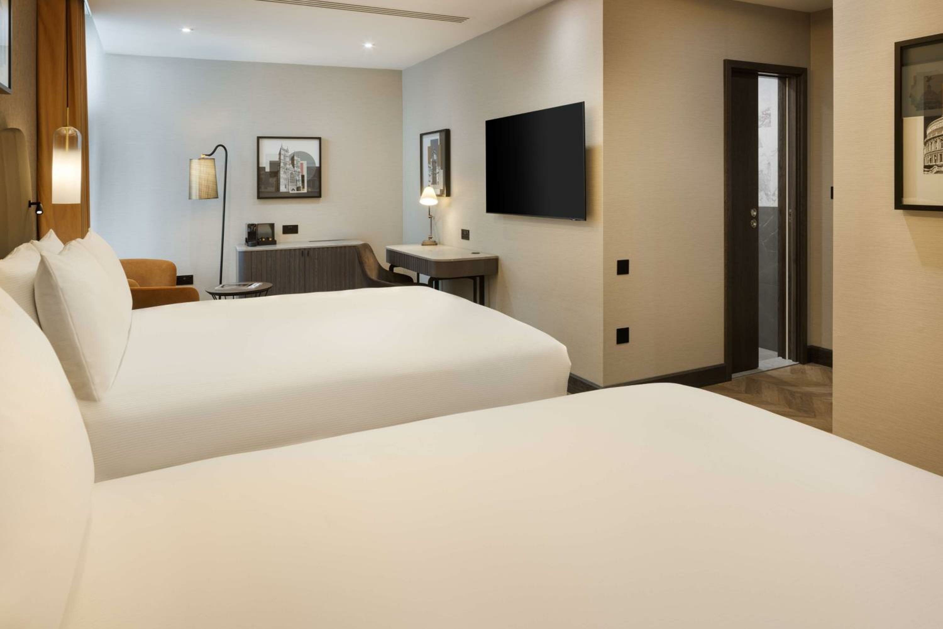 Deluxe Double Room with Two Double Beds