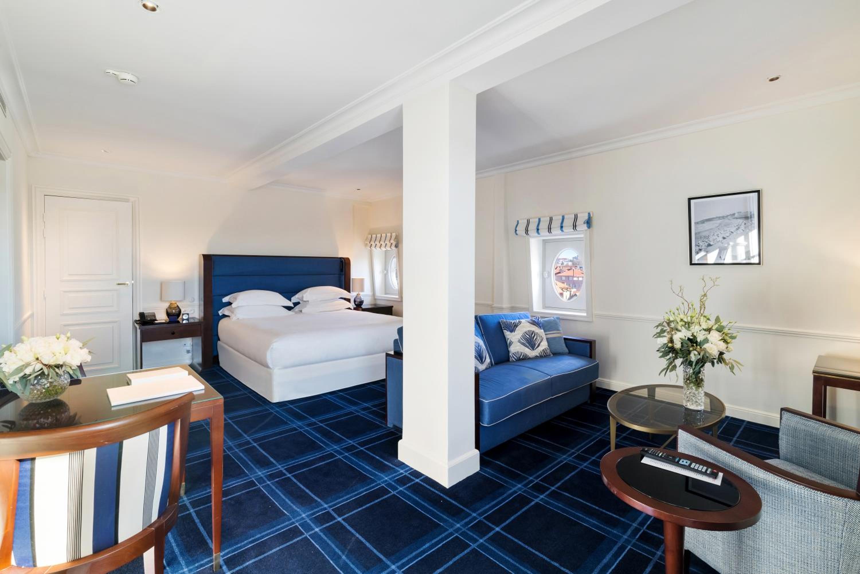 Junior Suite Cruise Liner