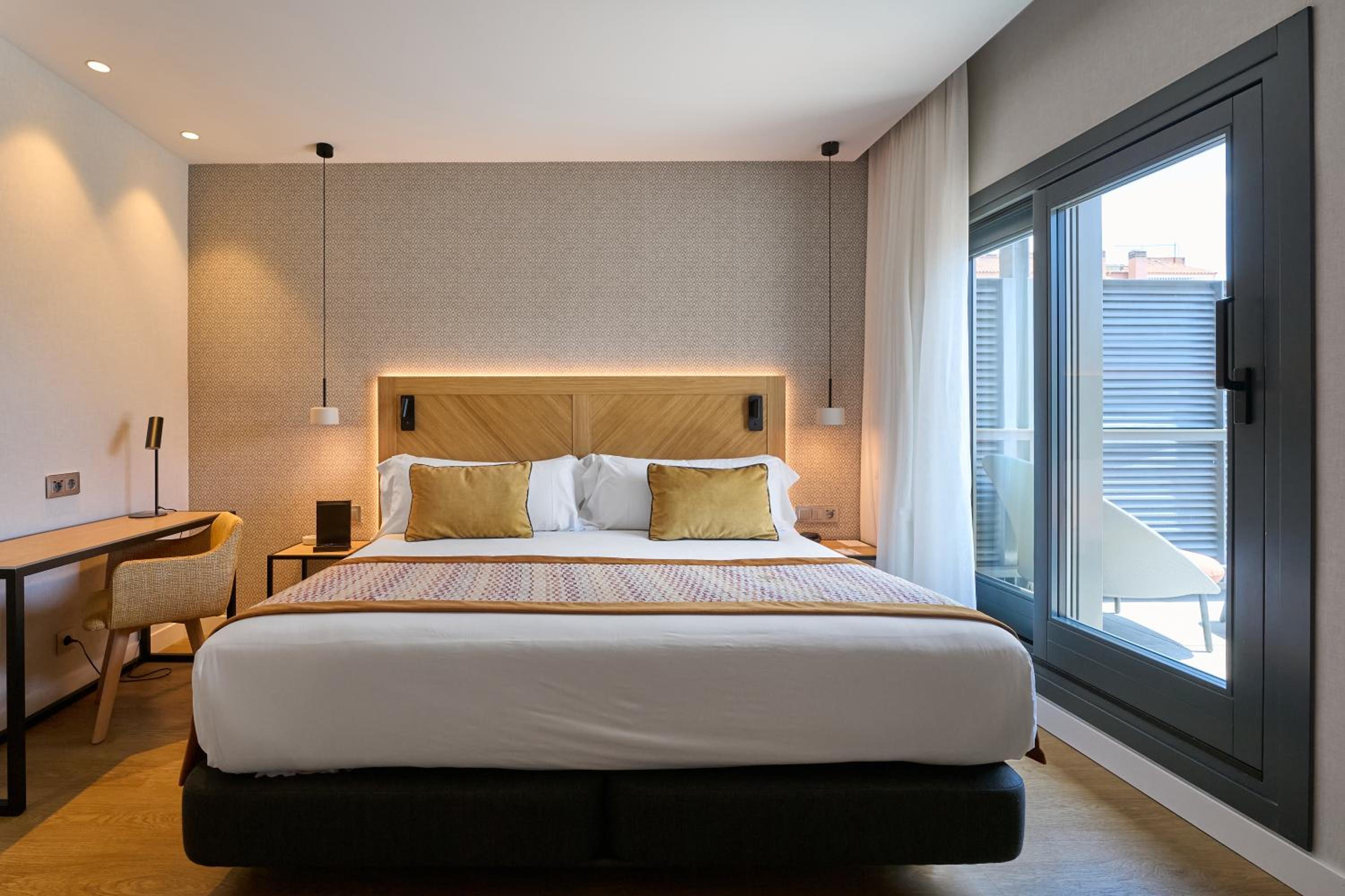 Deluxe Double Room with Plunge Pool