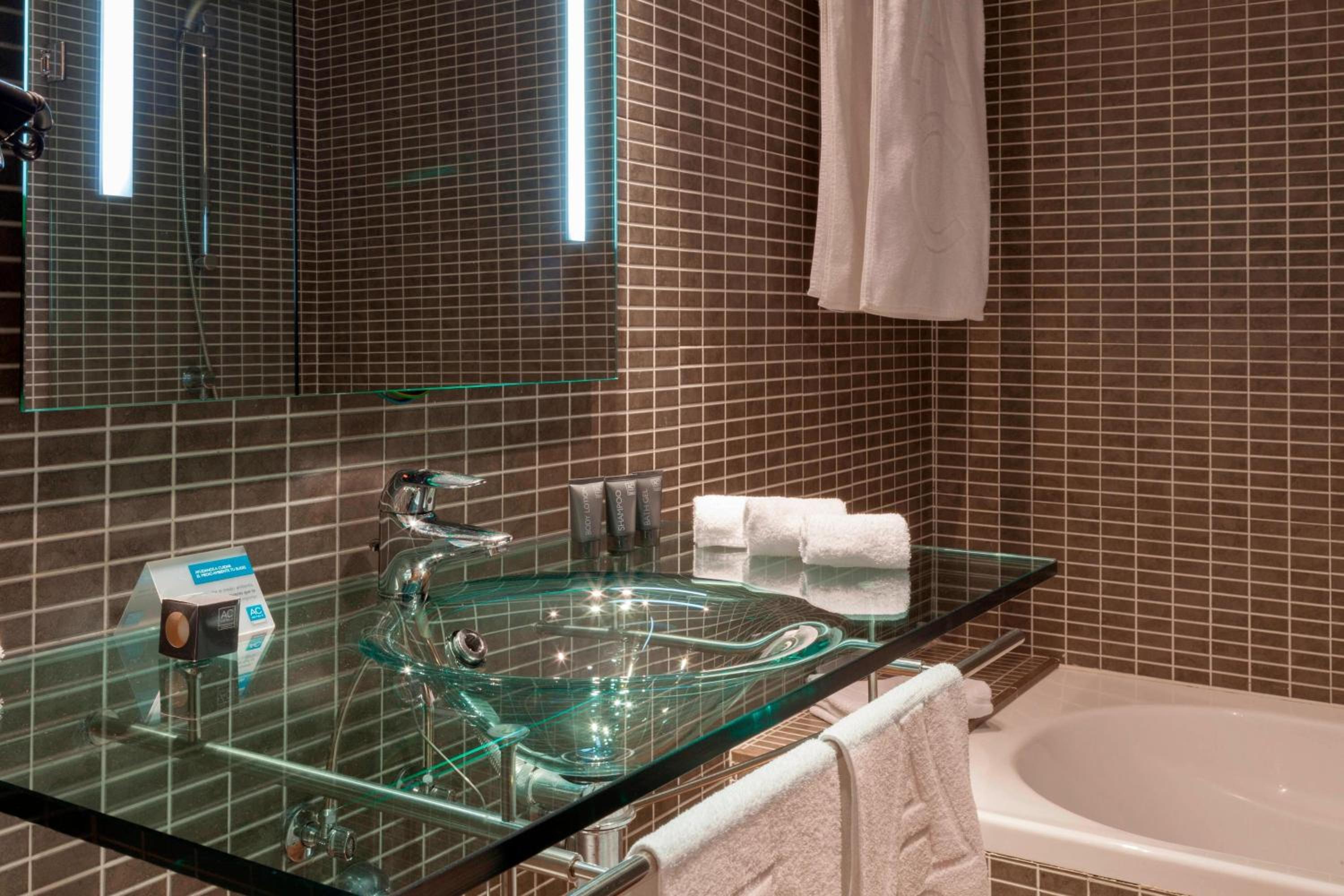 Standard Room, Guest room, 1 Queen