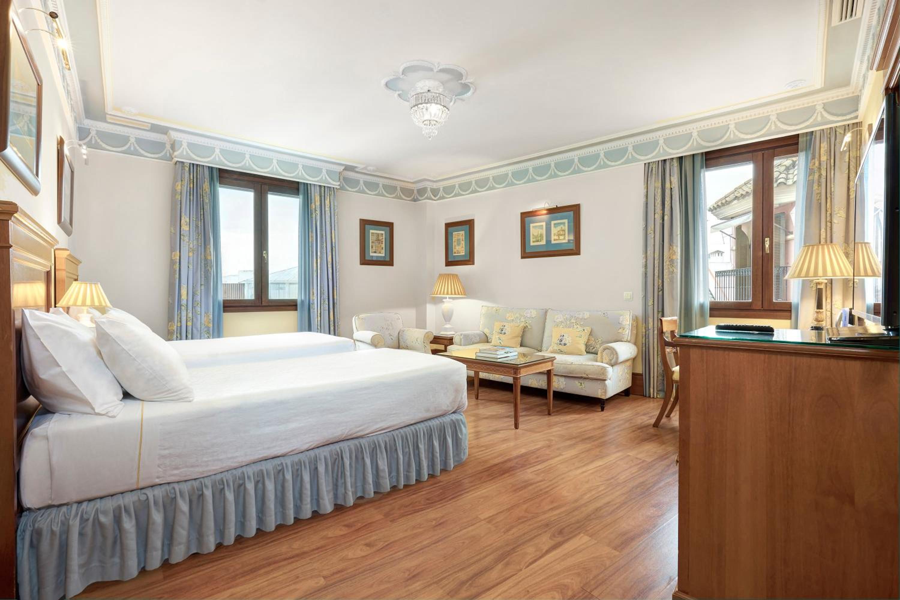 Deluxe Double Single Use Room