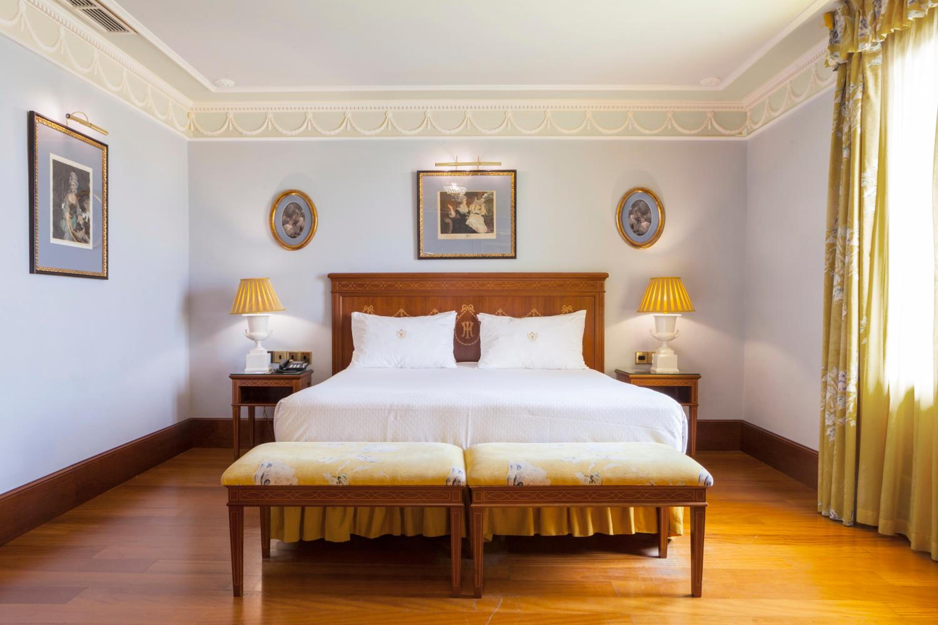 Deluxe Double Room with Terrace