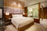 Deluxe King Room в Doubletree by Hilton Ningbo Beilun