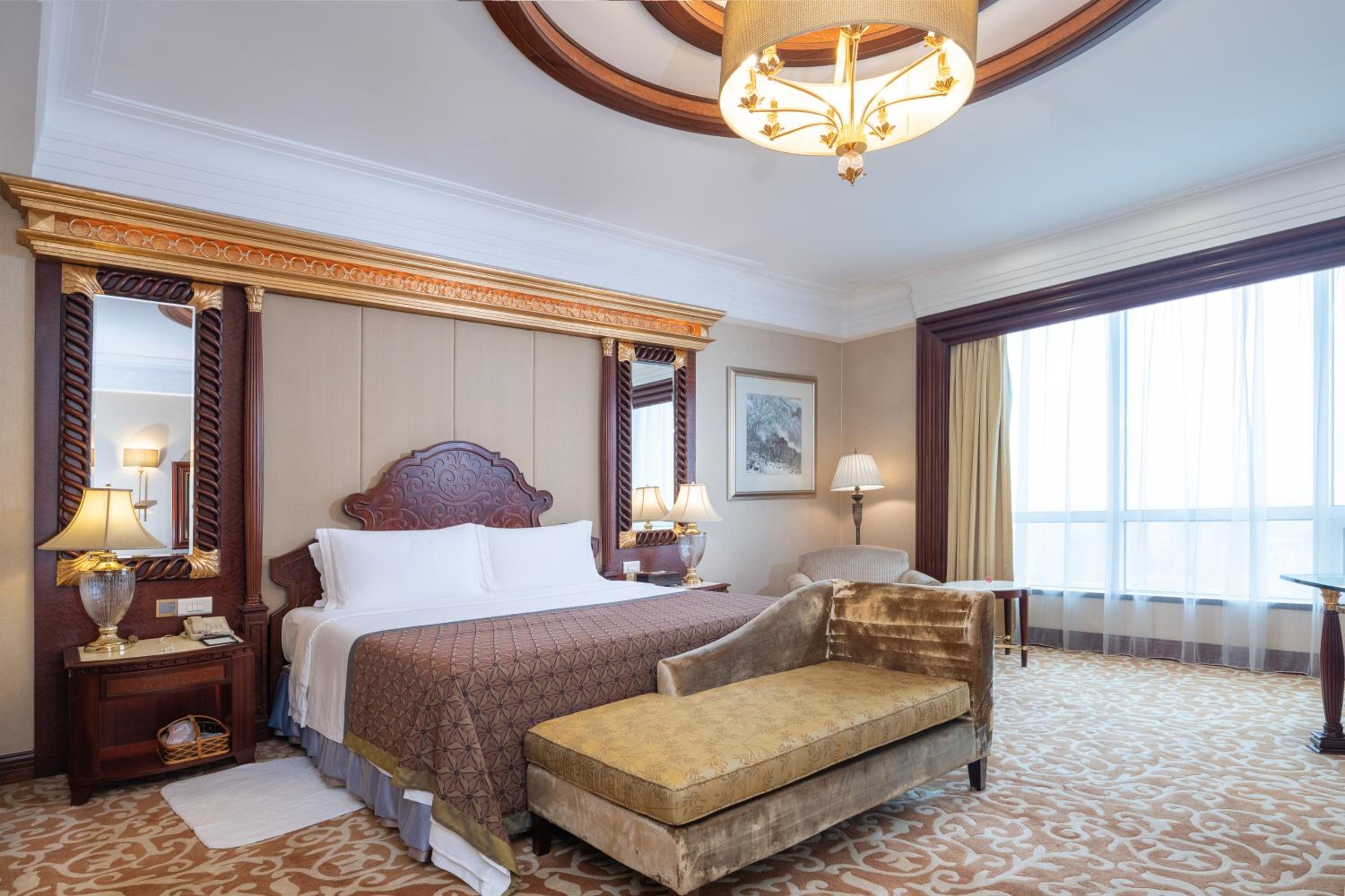Executive King Room