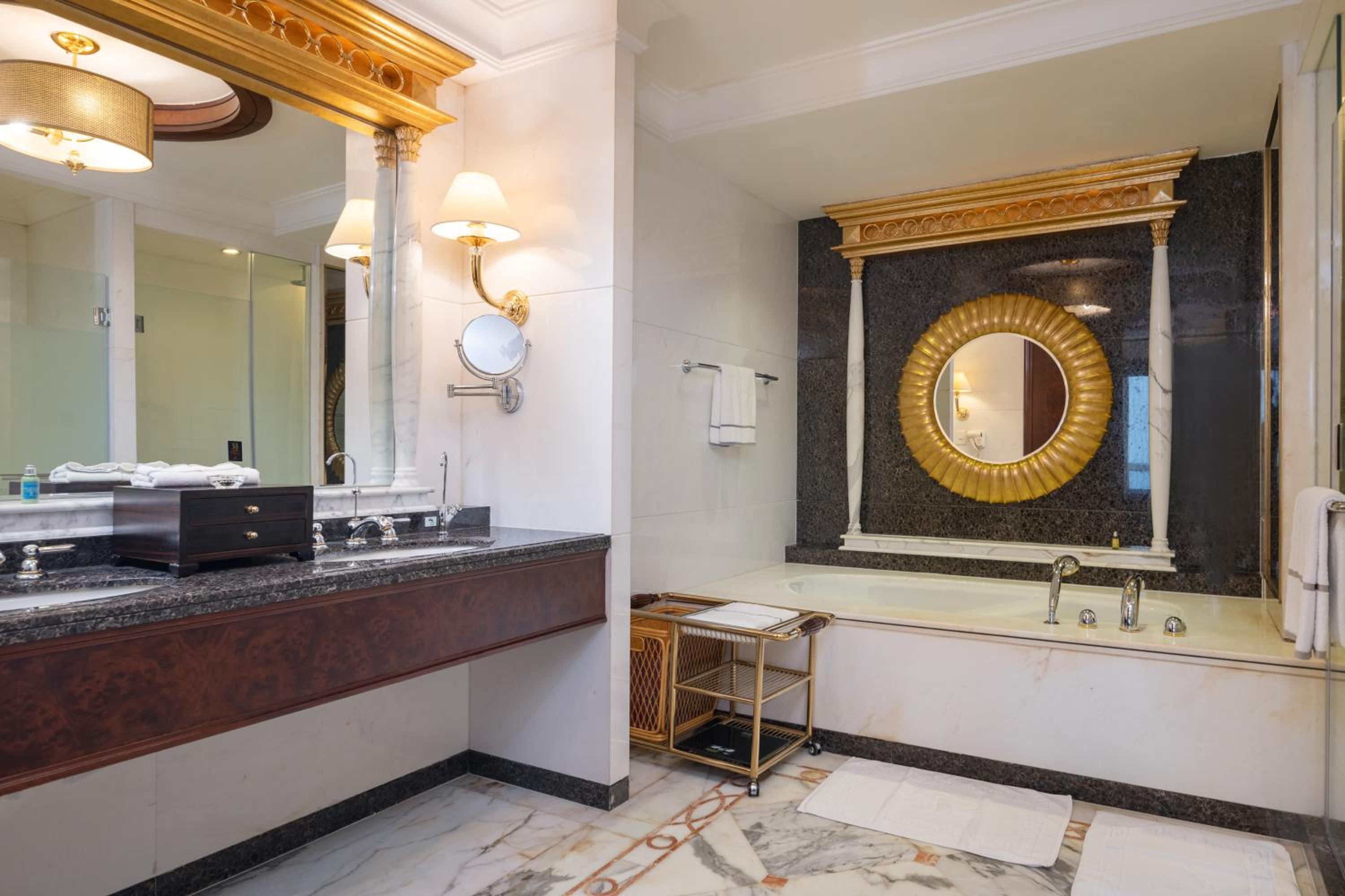 Executive King Room