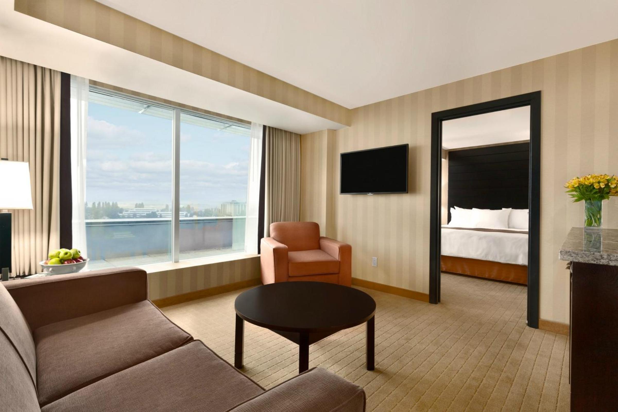 Penthouse King Corner Suite, Non Smoking