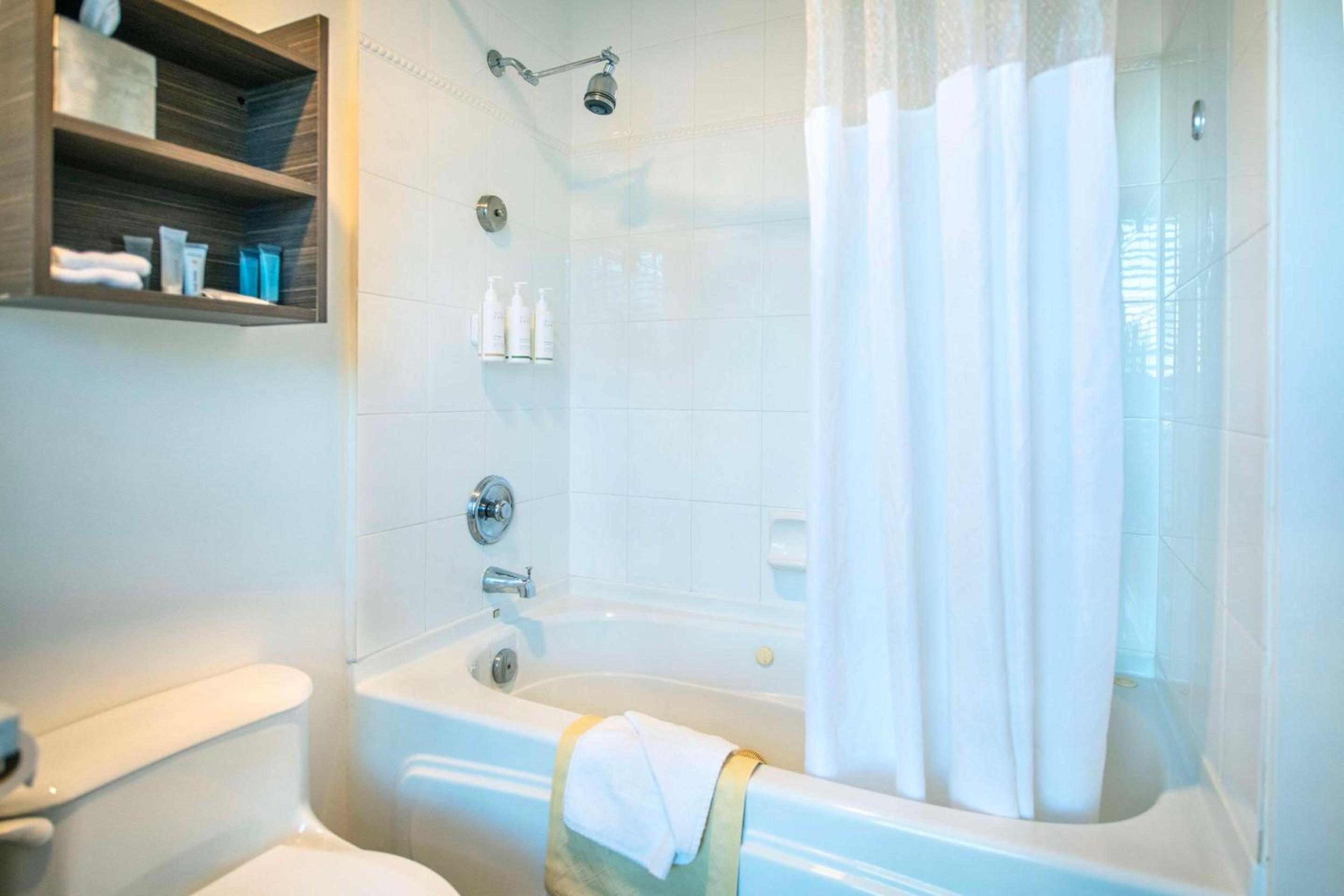 Double Room with Two Double Beds - Non-Smoking