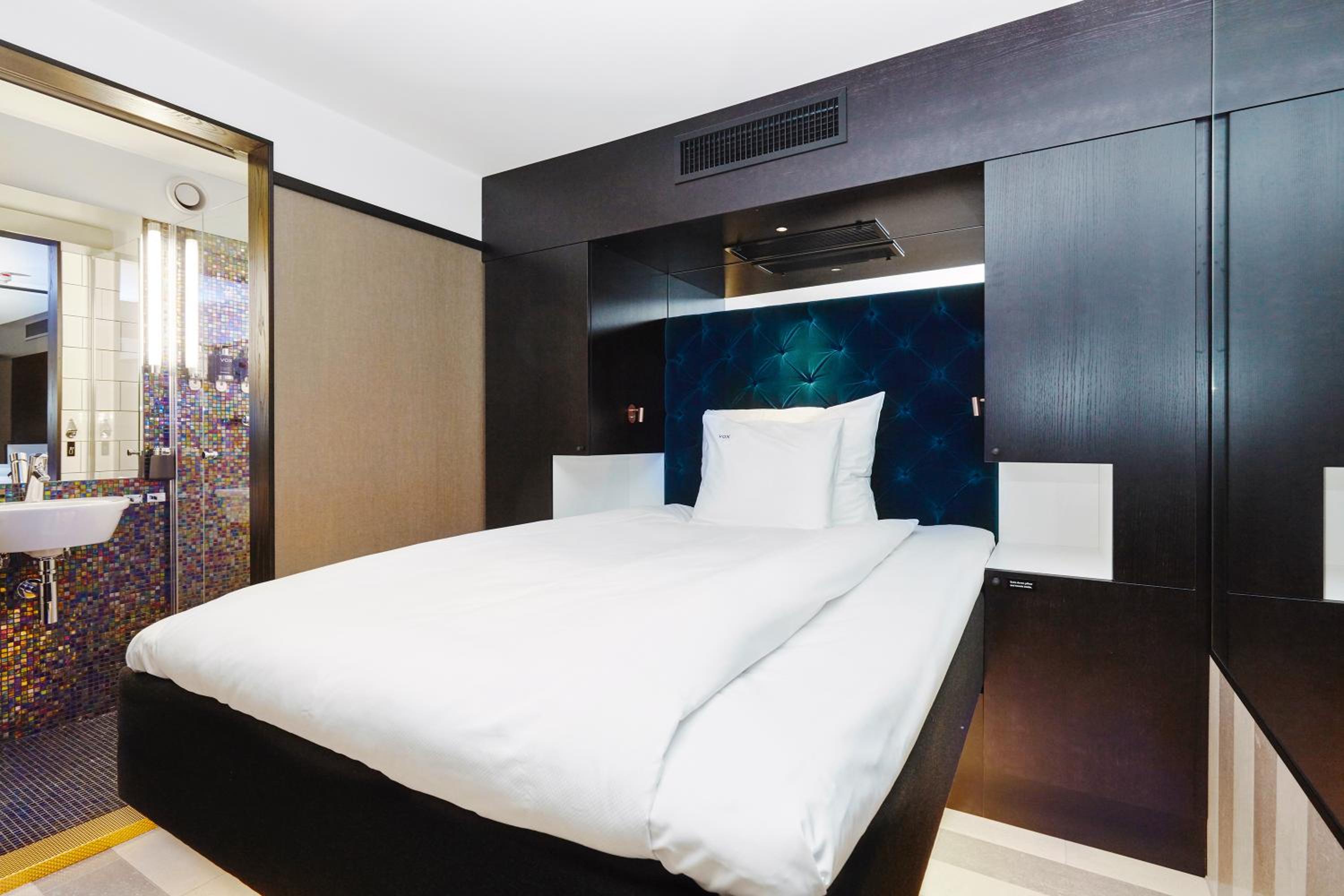 Small Double Room without Window