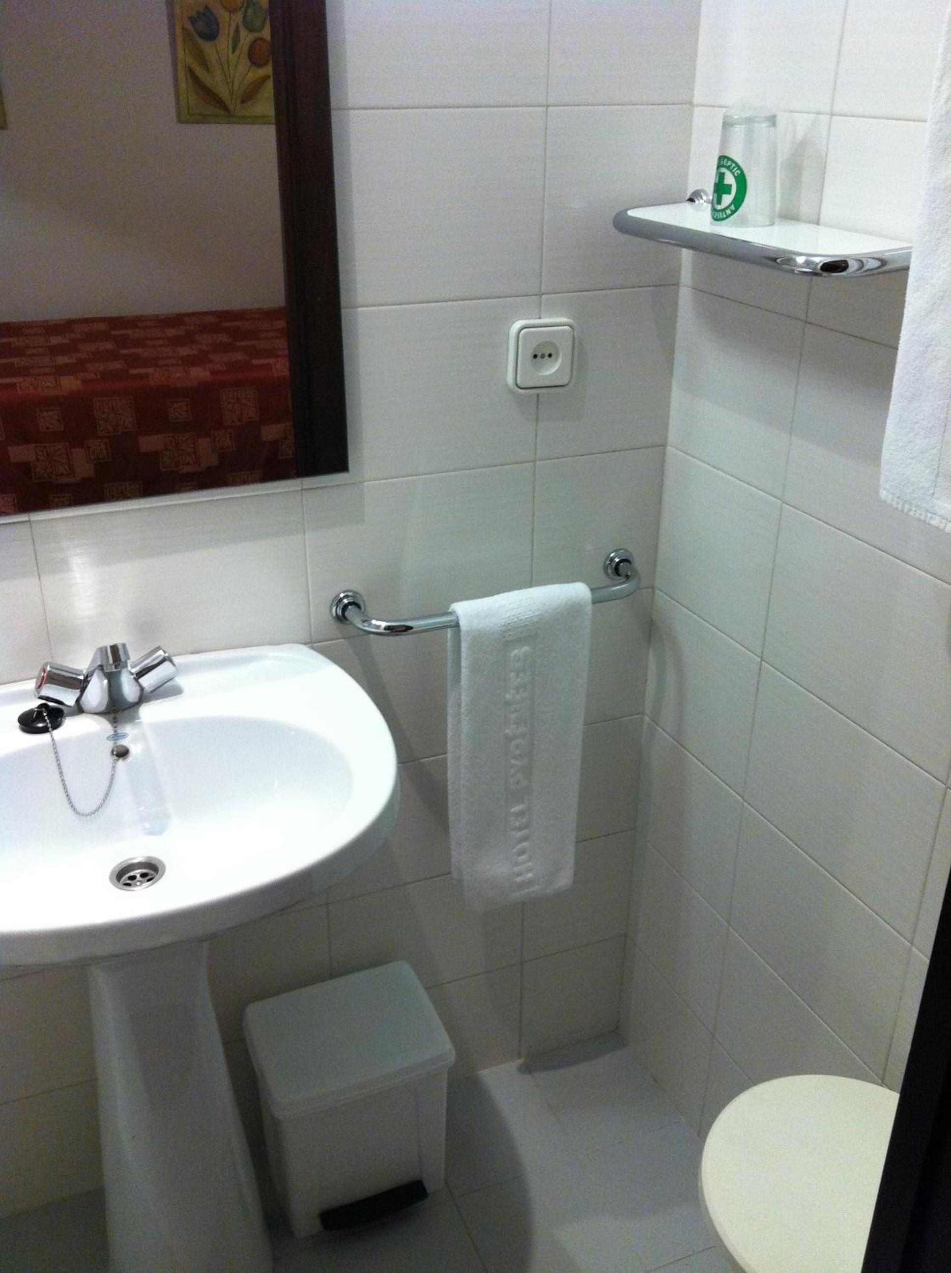 Economy Small Double Room