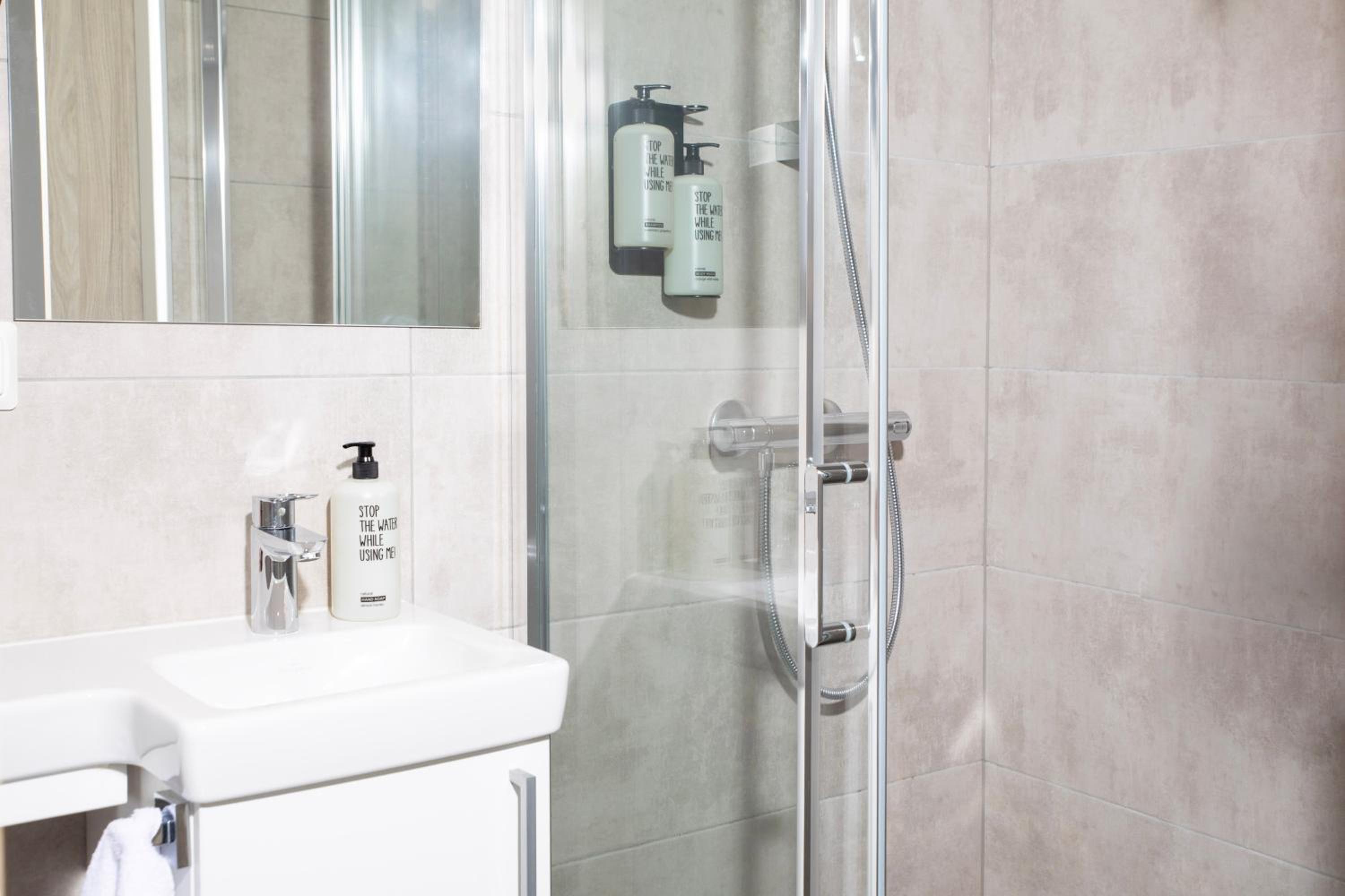 Standard Triple Studio