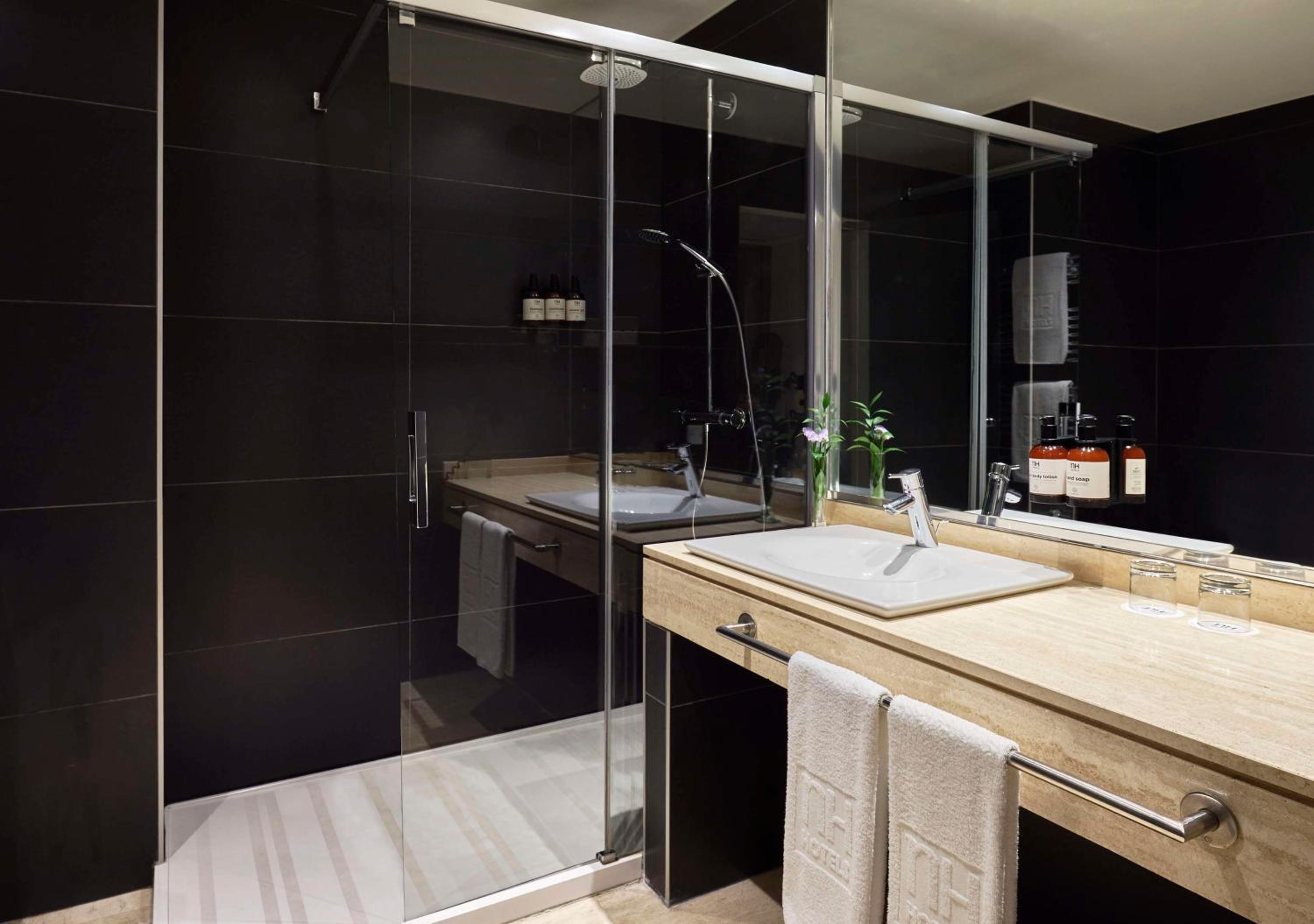 Standard Double Or Twin Room Dinner Package