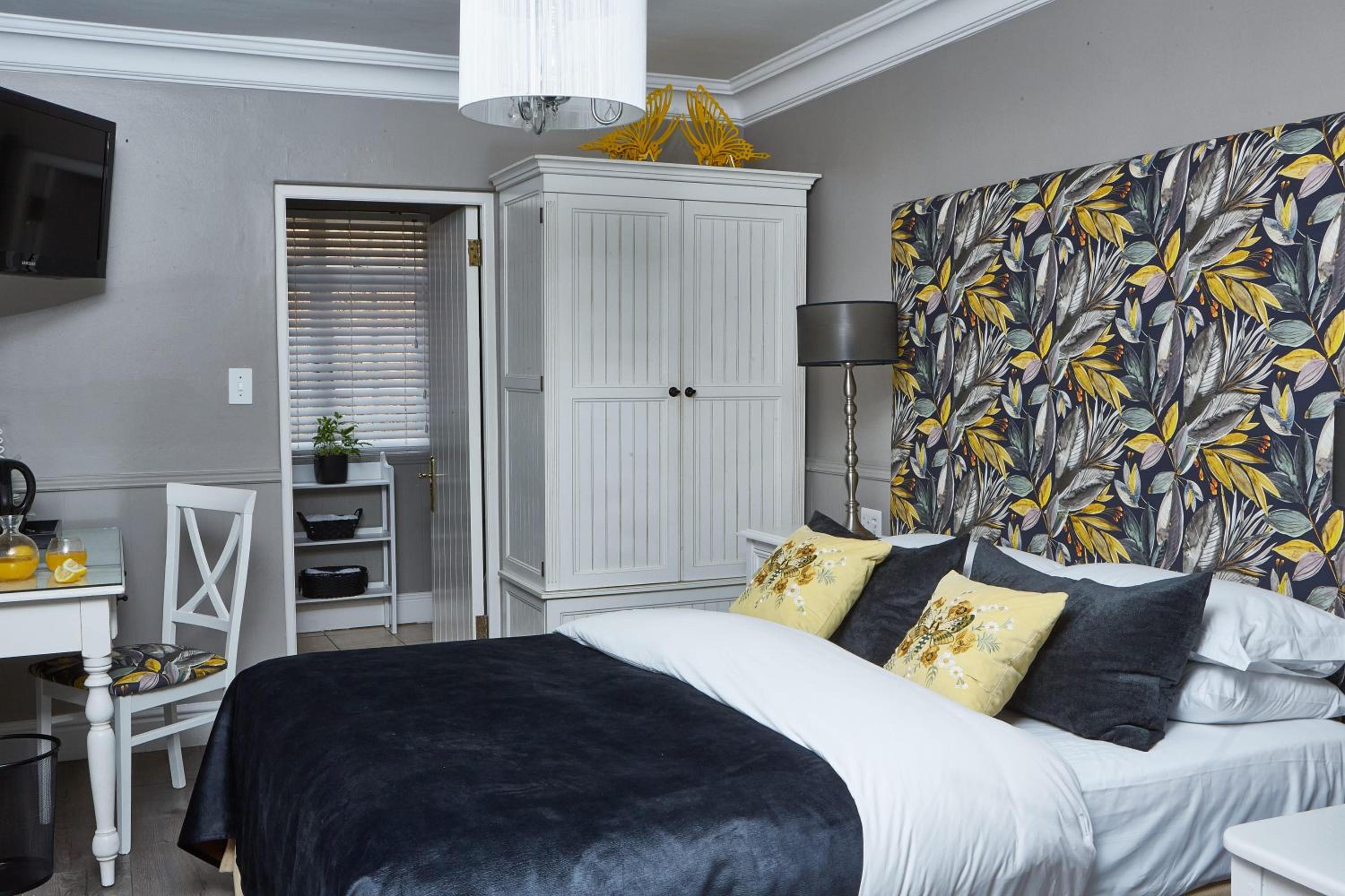 Petit Classic Double Room