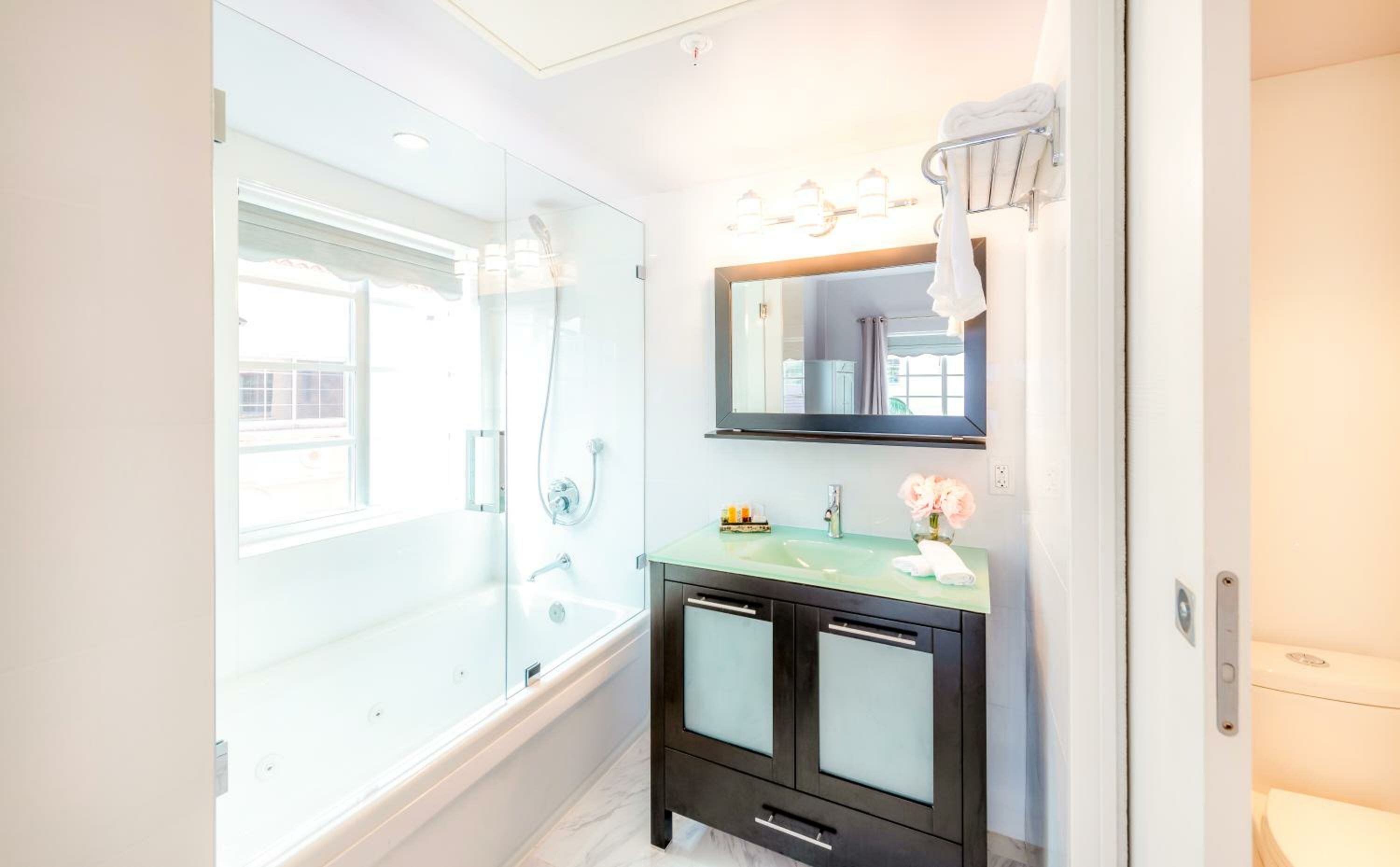 Junior Studio Suite with Balcony