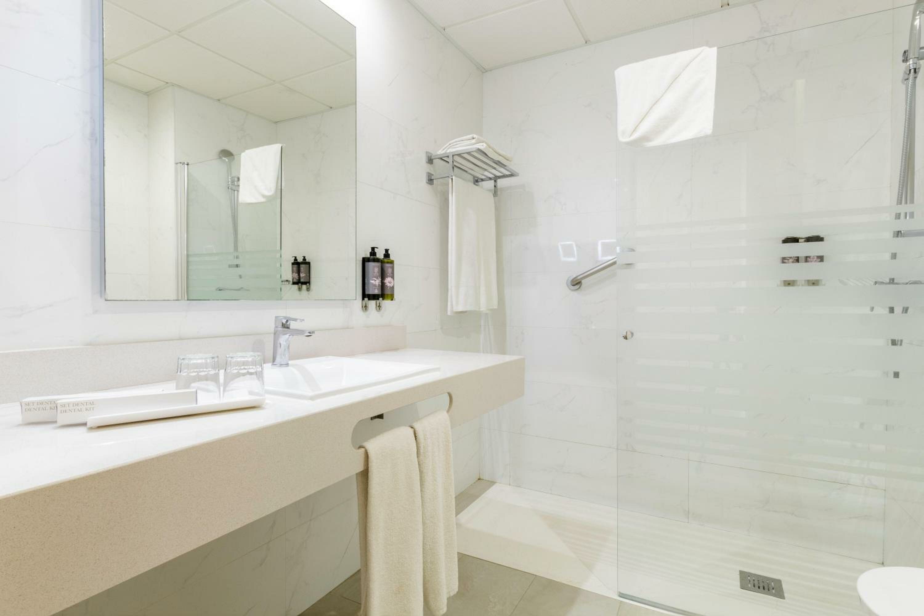 Premium Double Room (2 Adults + 1 Child)