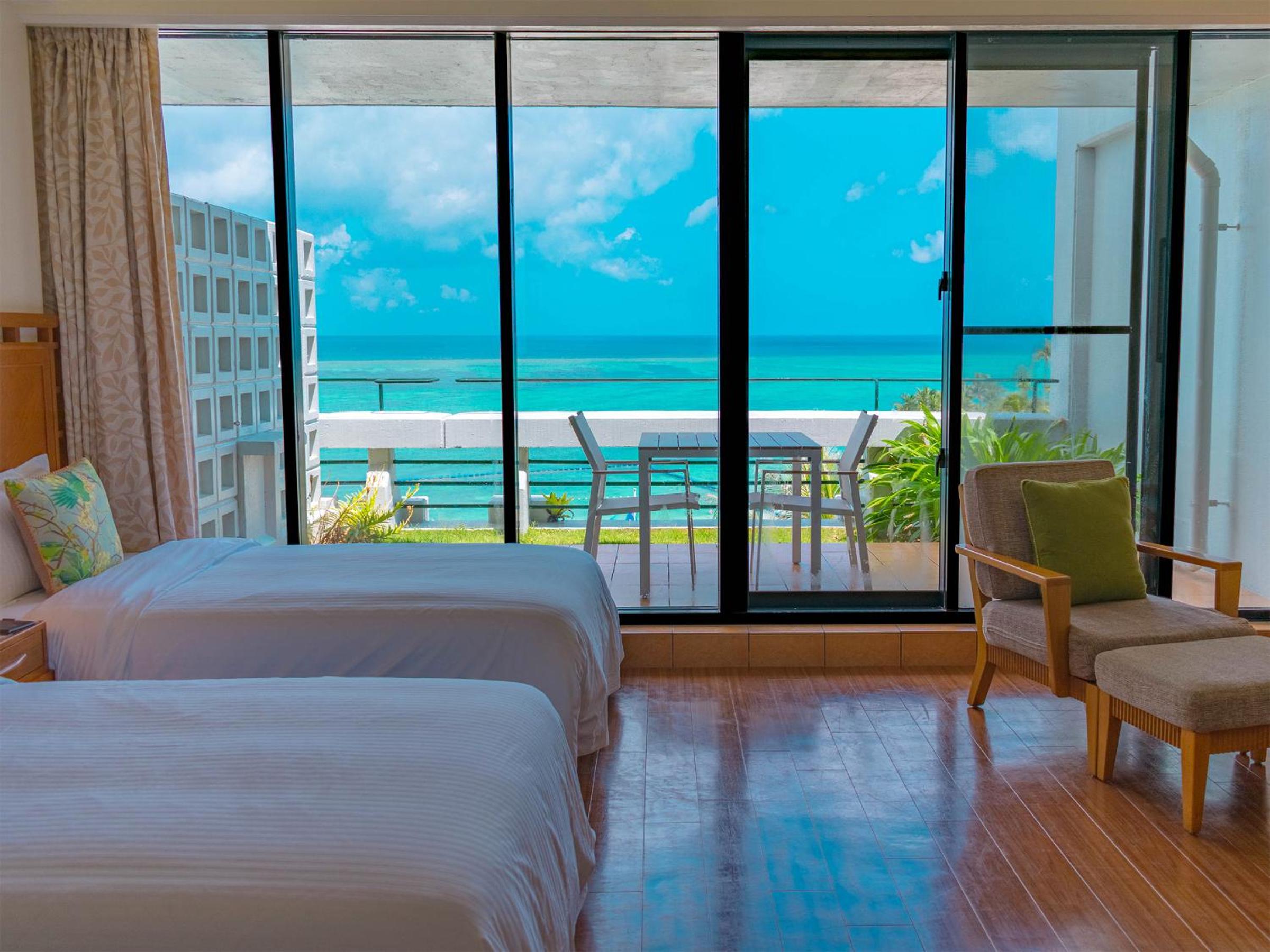 Club Luxury Room with Ocean View and Lounge Access - Non-Smoking