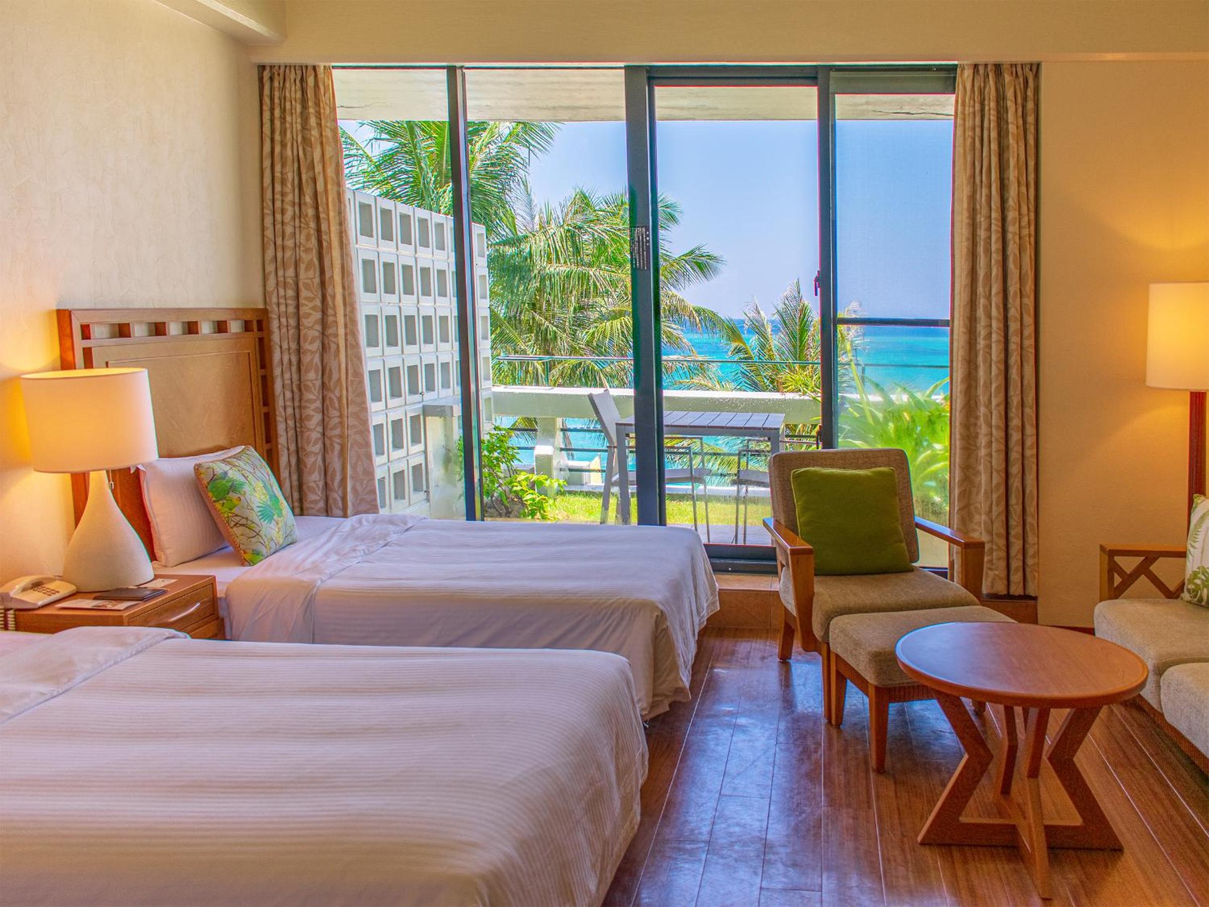 Club Deluxe Room with Ocean View and Lounge Access - Non-Smoking