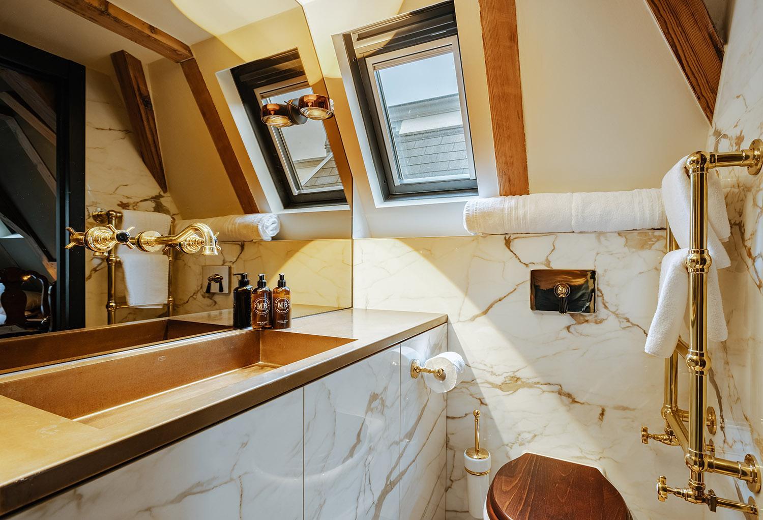 Tiny Double Room (J.P. Sweelinck)