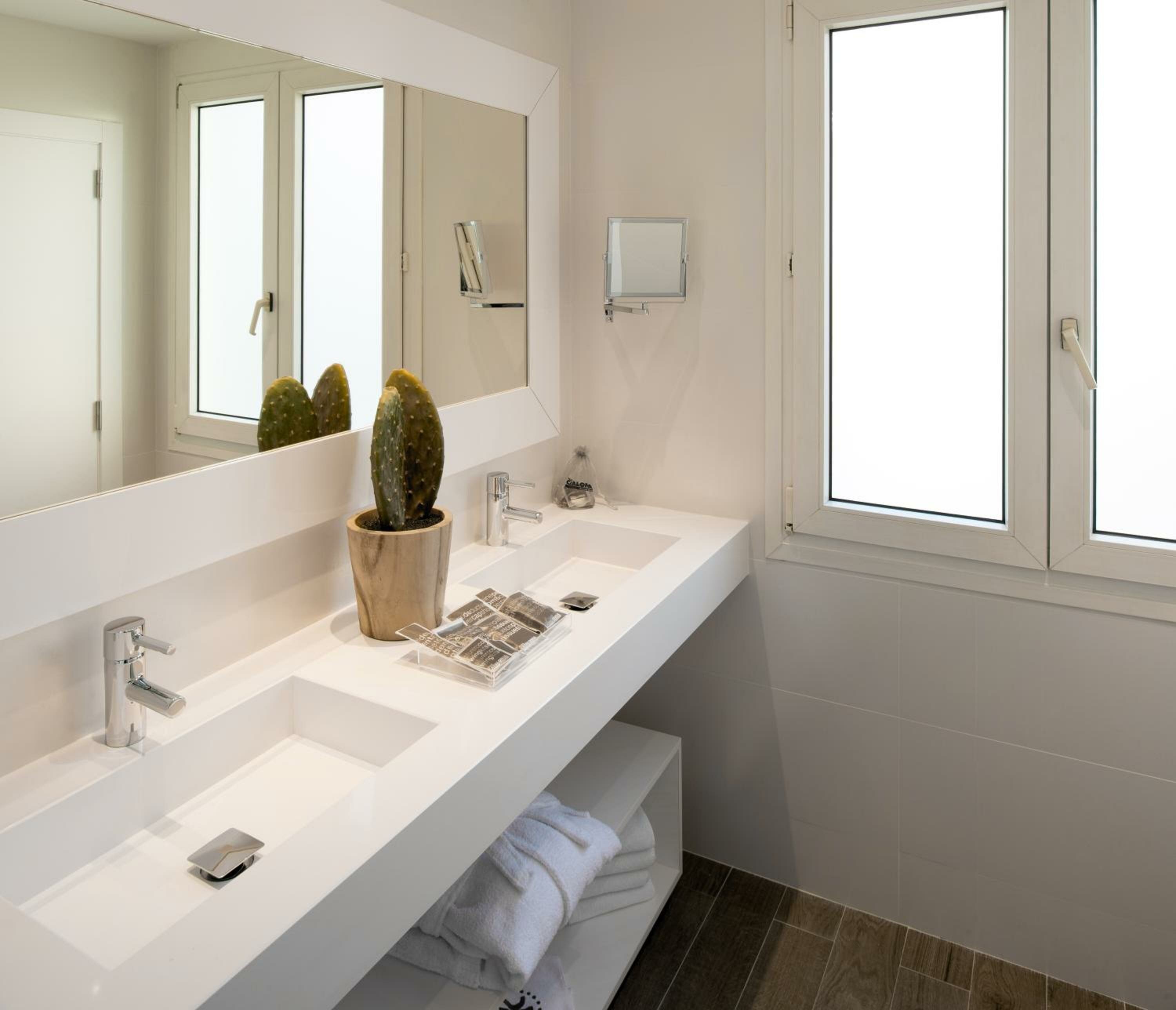 Suite Room
