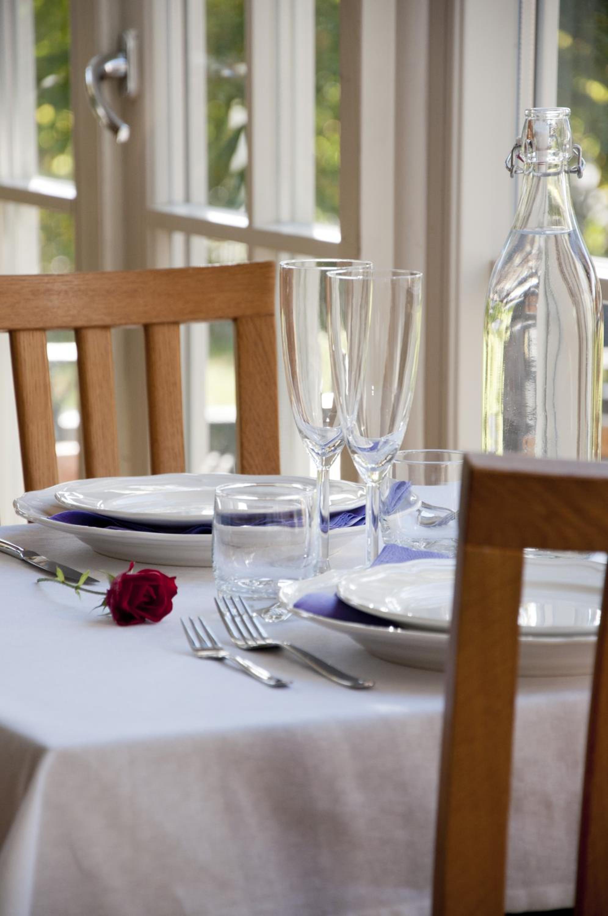 One-Bedroom King Suite